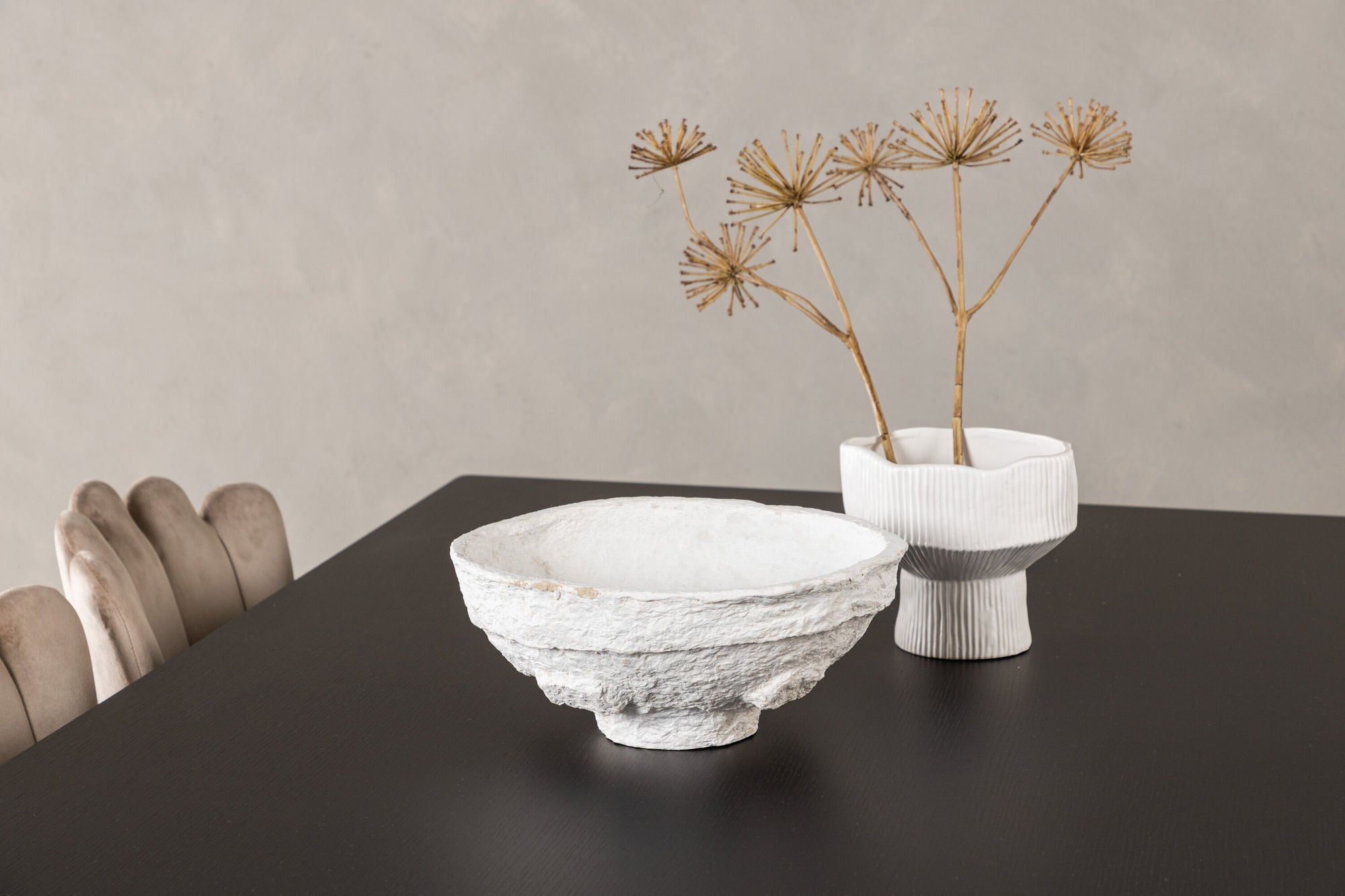 Venture Home Vail spisebord - Black / Smoked Black MDF +Limhamn Light stol - Black / Beige Velvet _6