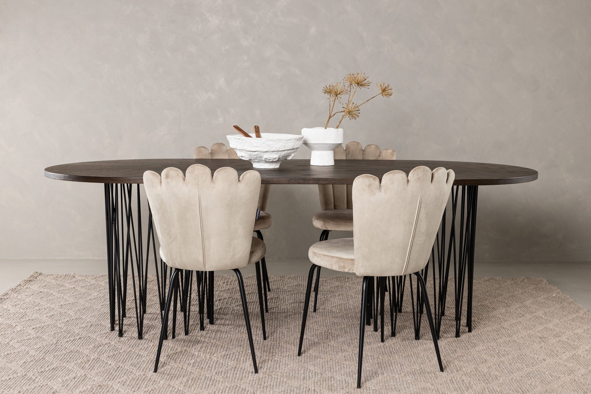 Venture Home Stone oval spisebord - Black / Mocca Veneer +Limhamn Light stol - Black / Beige Velvet _4