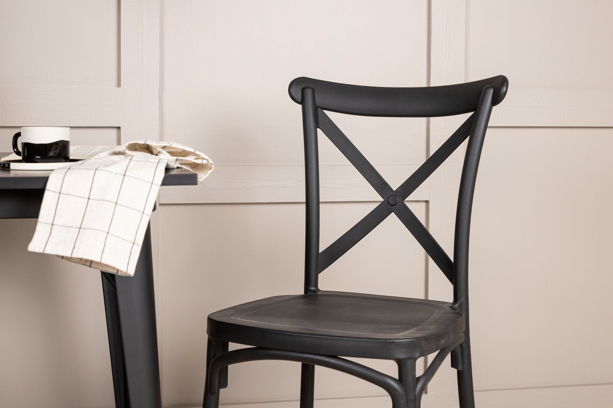 Venture Home Tempe spisebord - Black / Black MDF +Crosett Spisebordsstol - Matte Black / Matte Black Plastic _2