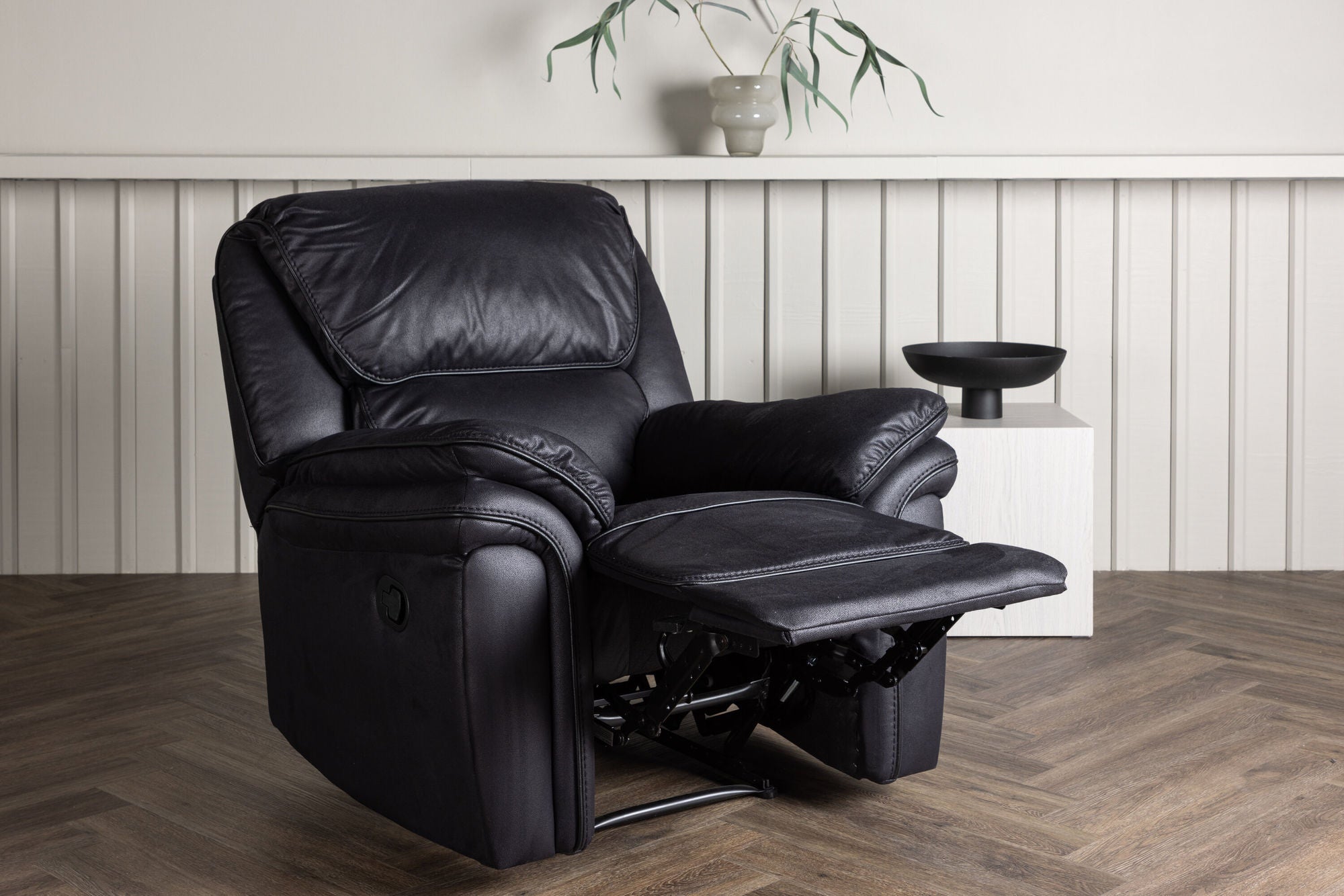 Venture Home Saranda Recliner stol - / Black Microfibre