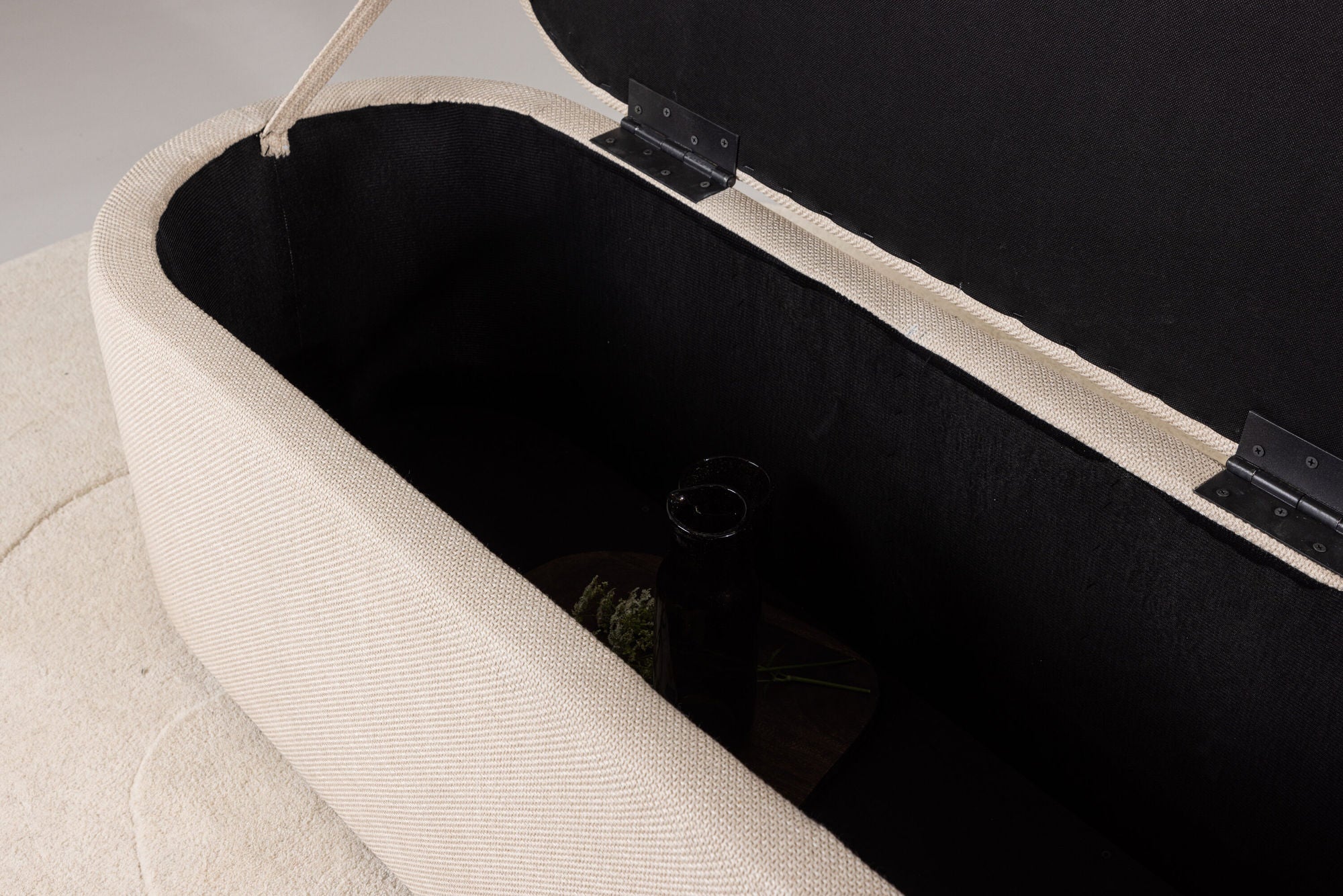 Venture Home Potenza Ottoman - Offwhite / Offwhite Fabric