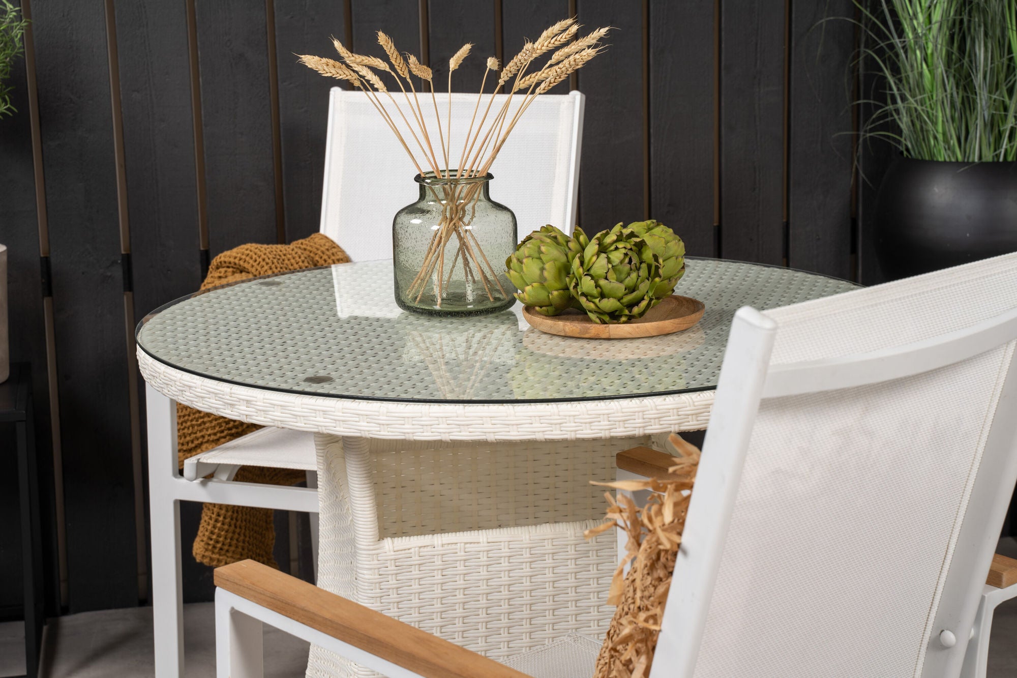 Venture Home Volta spisebord - White - ø90+Texas Arm stol (stackable) - White / Teak_2