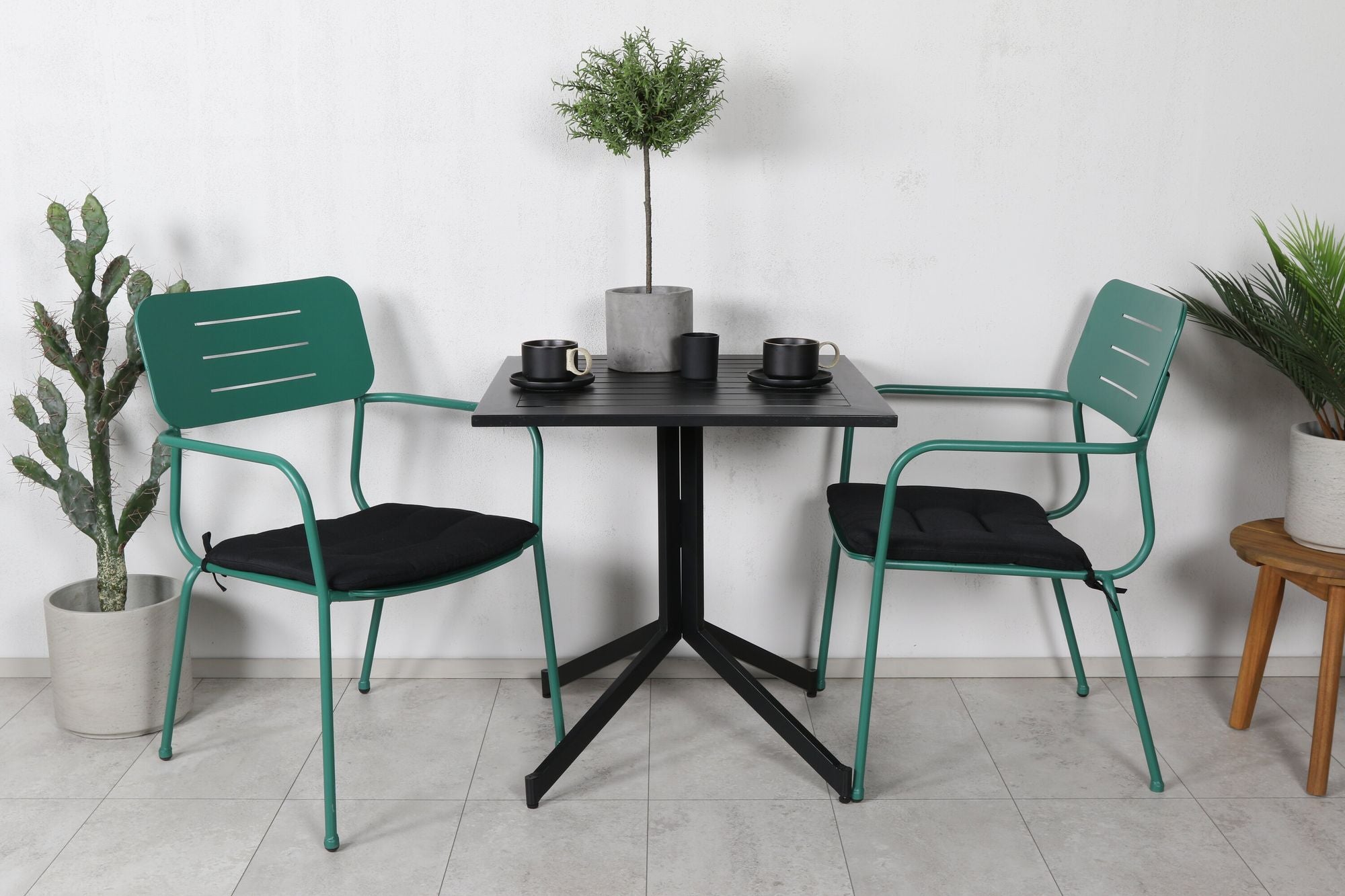 Venture Home Way café bord 70*70+Nicke Dining chair w. armrest - Green Steel_2