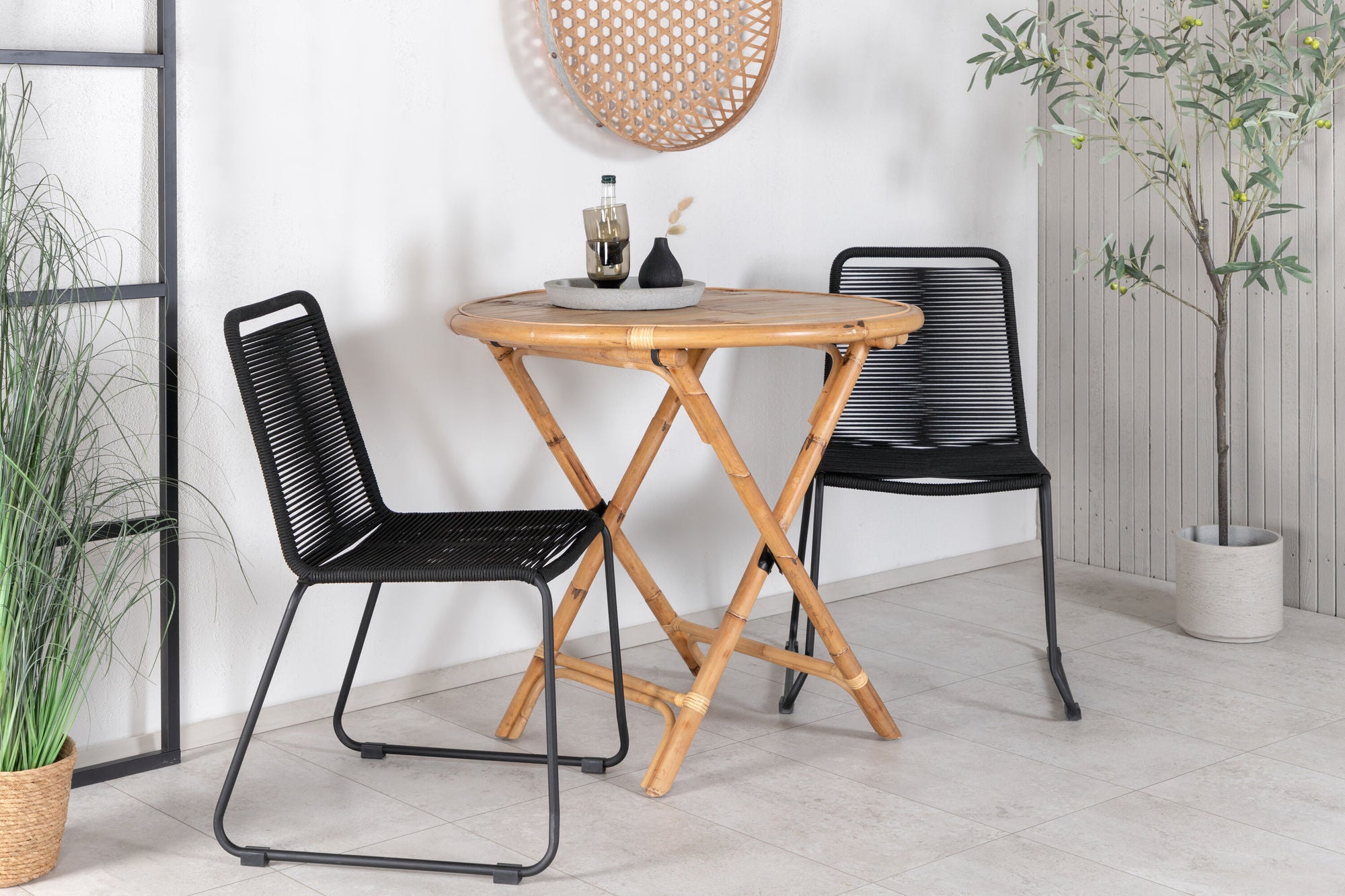 Venture Home Cane Café bord ø80cm - Bamboo+Lindos Stacking stol - Black Alu / Black Rope_2
