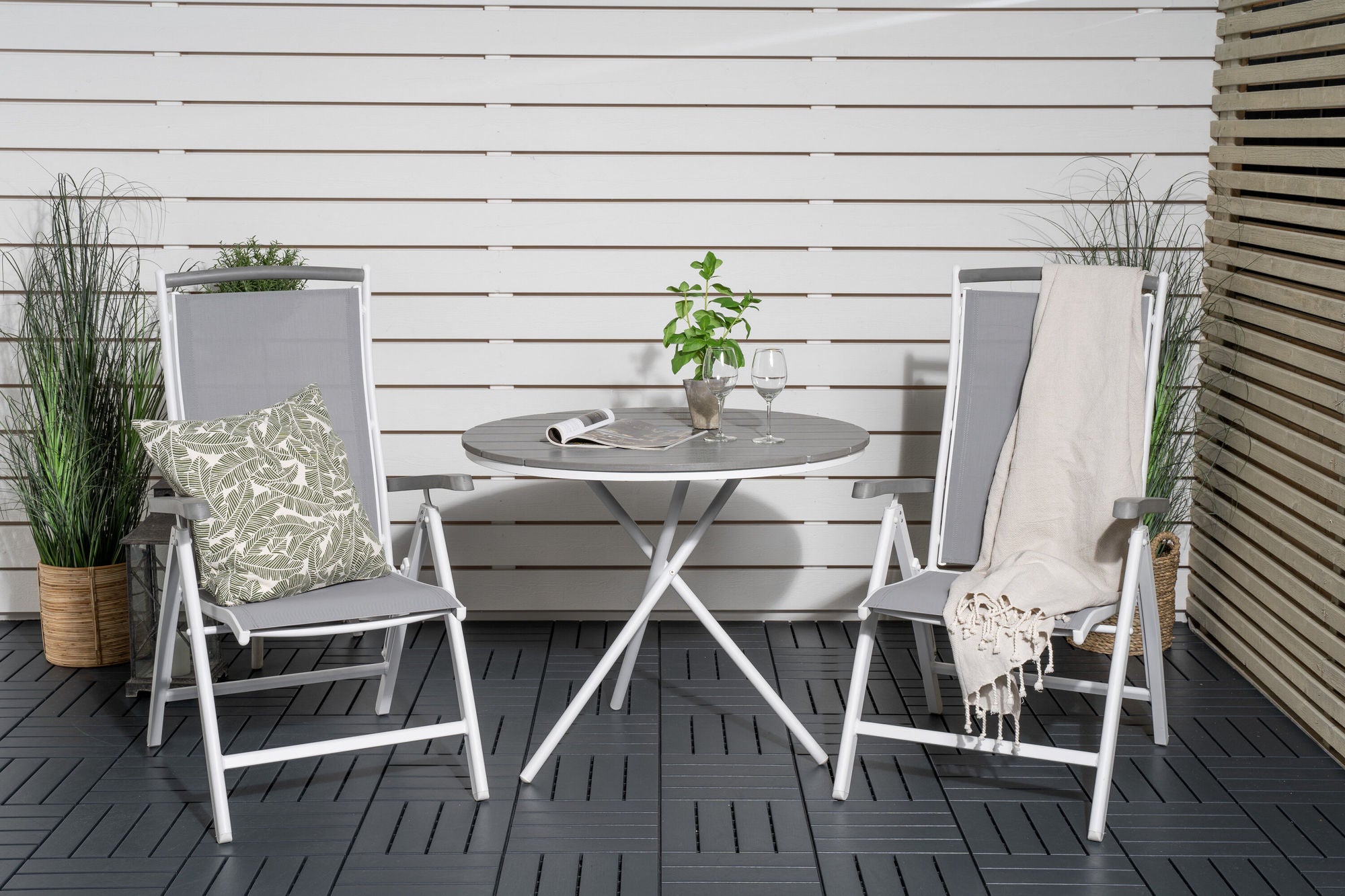 Venture Home Parma cafébord ø90 - White Alu / Grey Aintwood+Albany stol 5:pos - White Alu / Grey Textilene / Aintwood_2