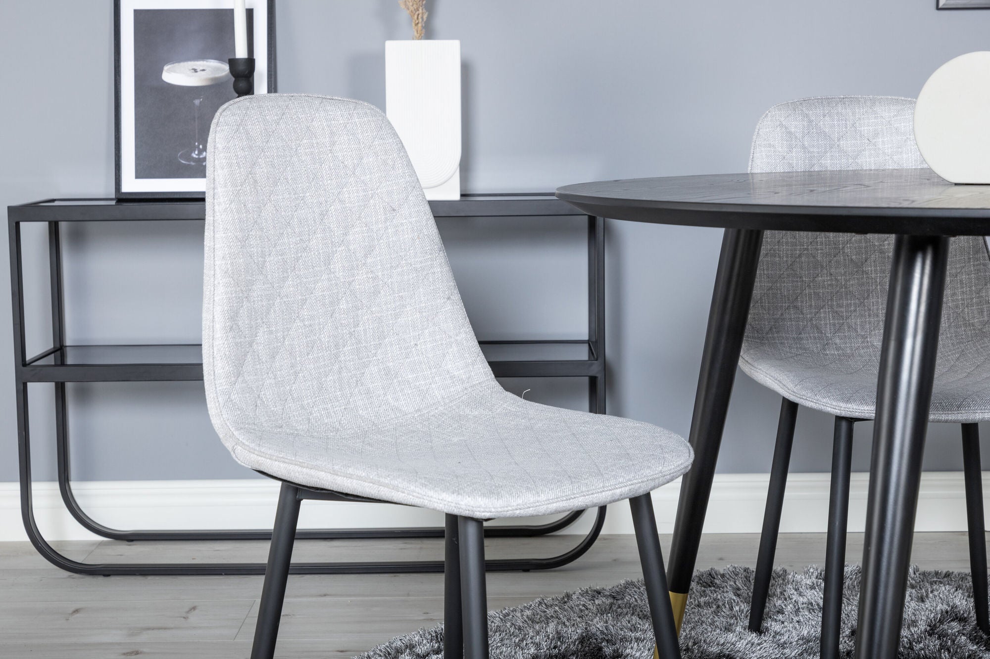 Venture Home Dipp spisebord - 115cm - Black / Black Brass+Polar Diamond Spisebordsstol - Black Legs - Grey Fabric_4