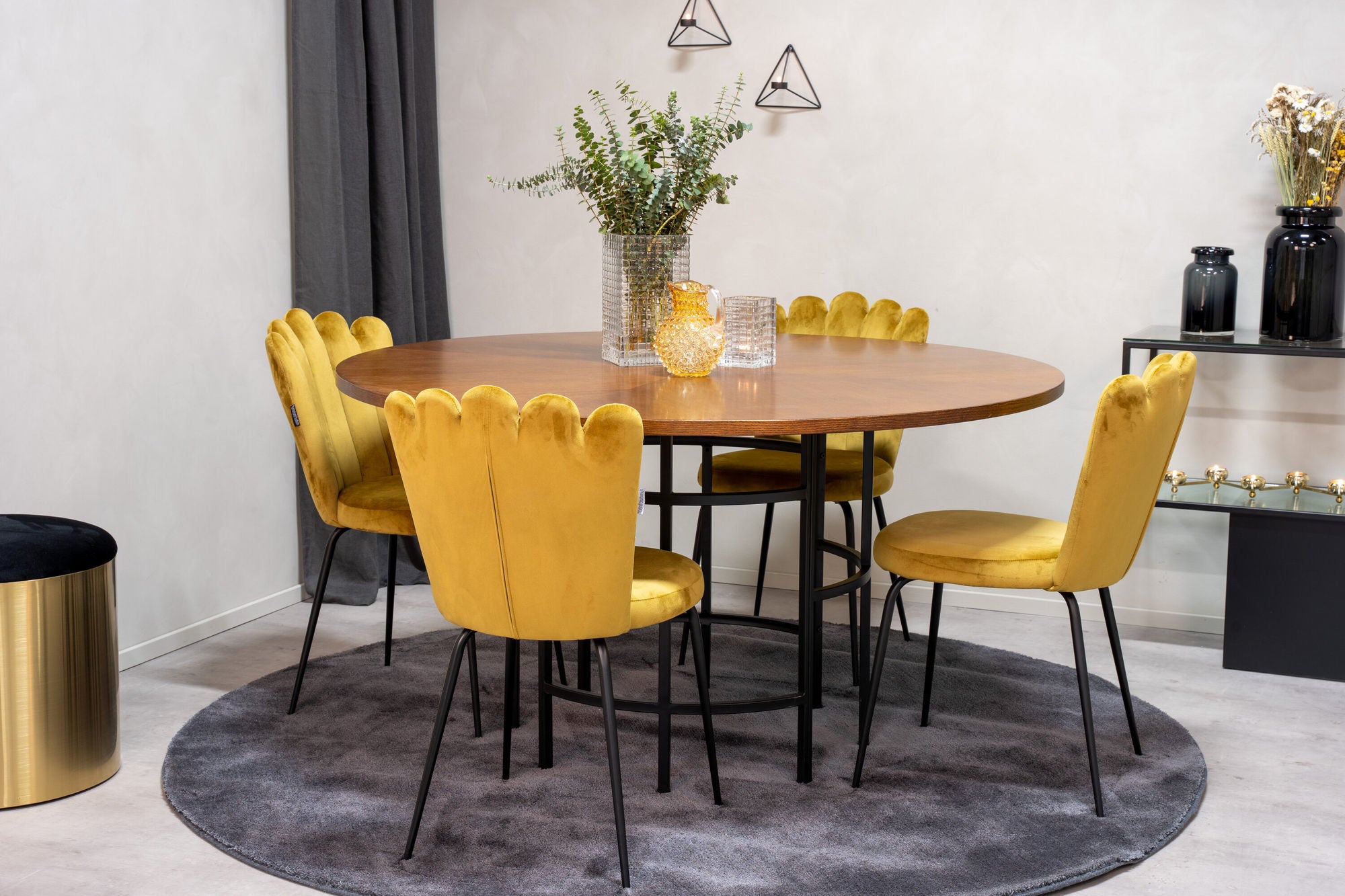Venture Home Copenhagen - spisebord round - Brown / Black+Limhamn Light - stol - Gold Vel