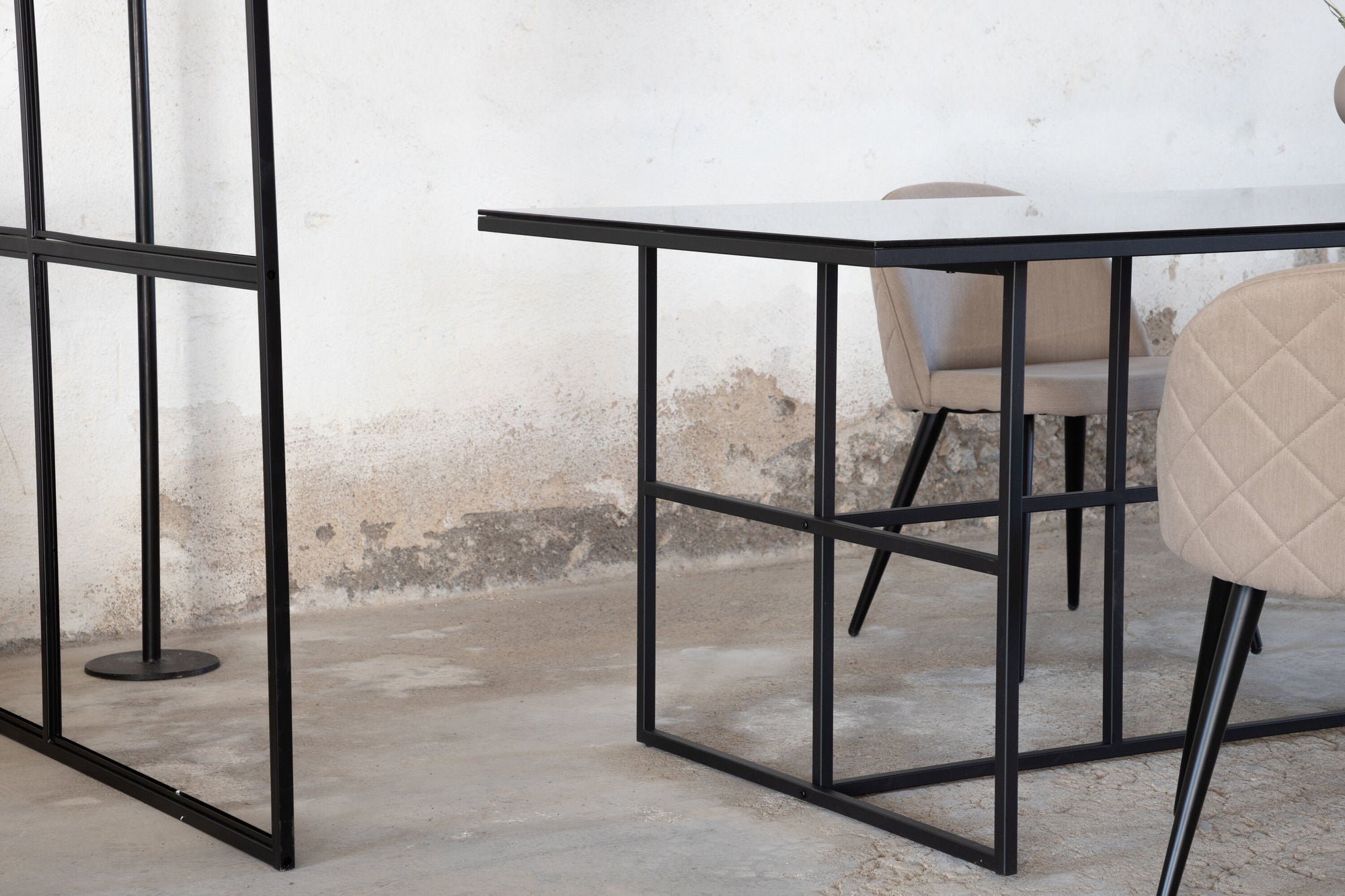 Venture Home Leif spisebord - Black / Black smoked smoked Glass