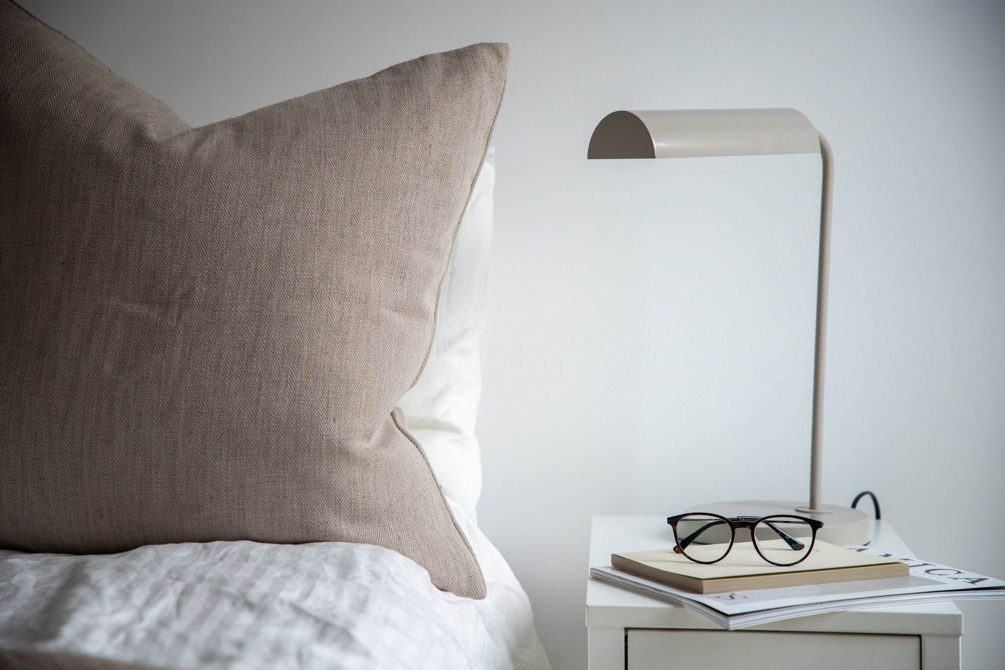 Venture Home Harmonica -bord lampe - Beige/Beige