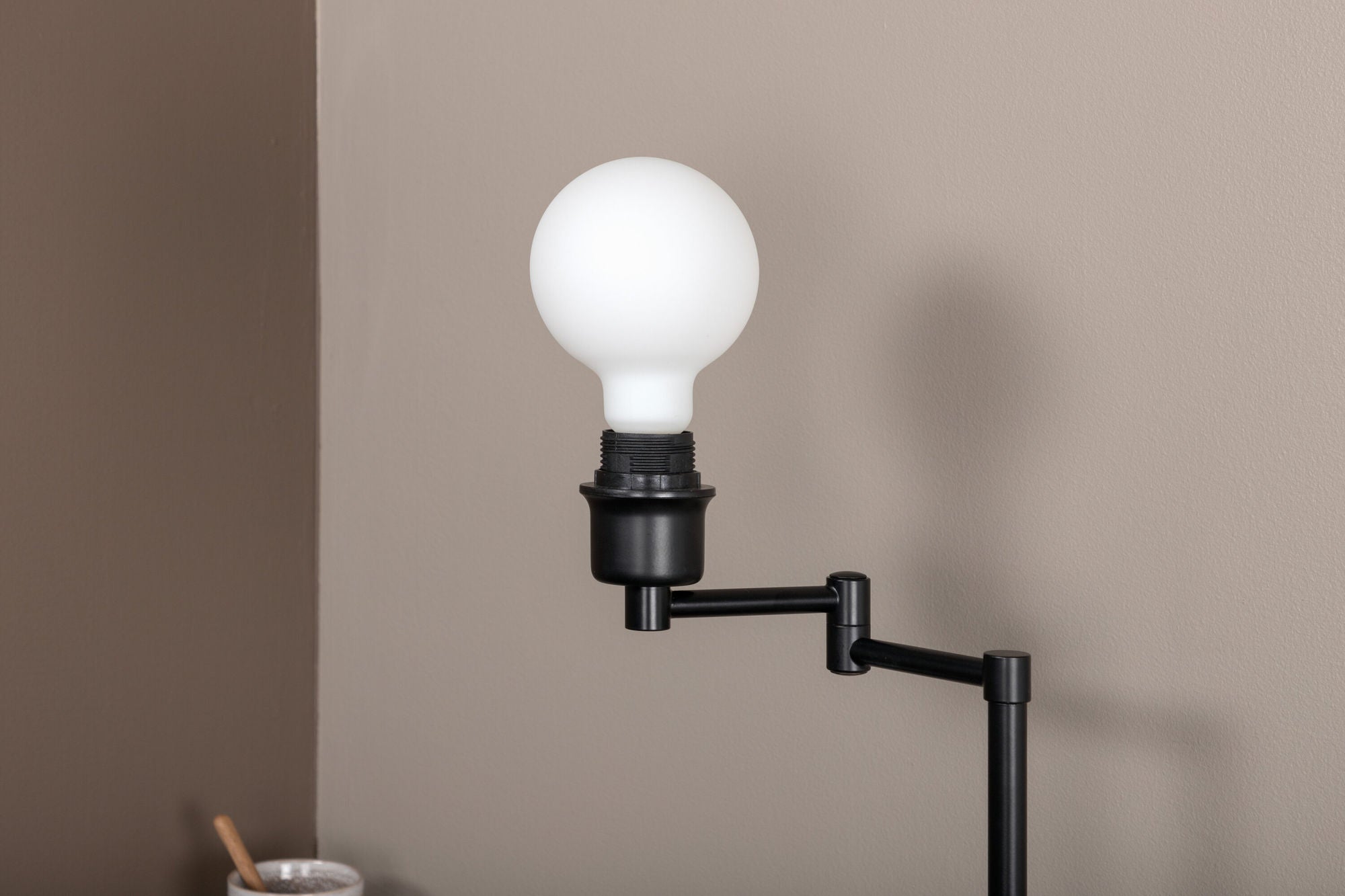 Venture Home Virro -bord lampe - Black/-