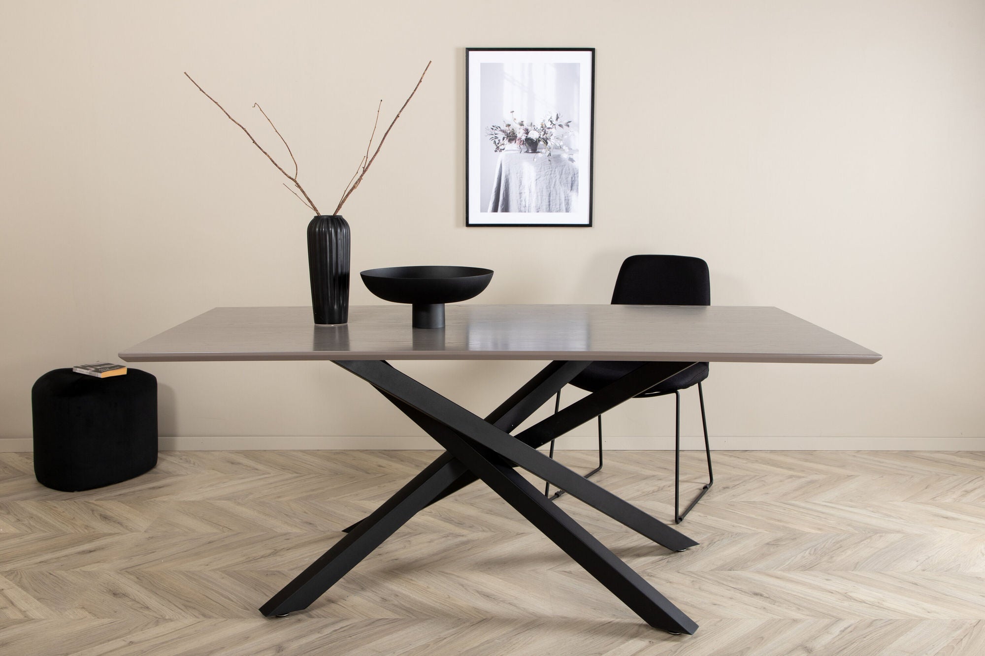 Venture Home Piazza spisebord - Black / Grey Veneer