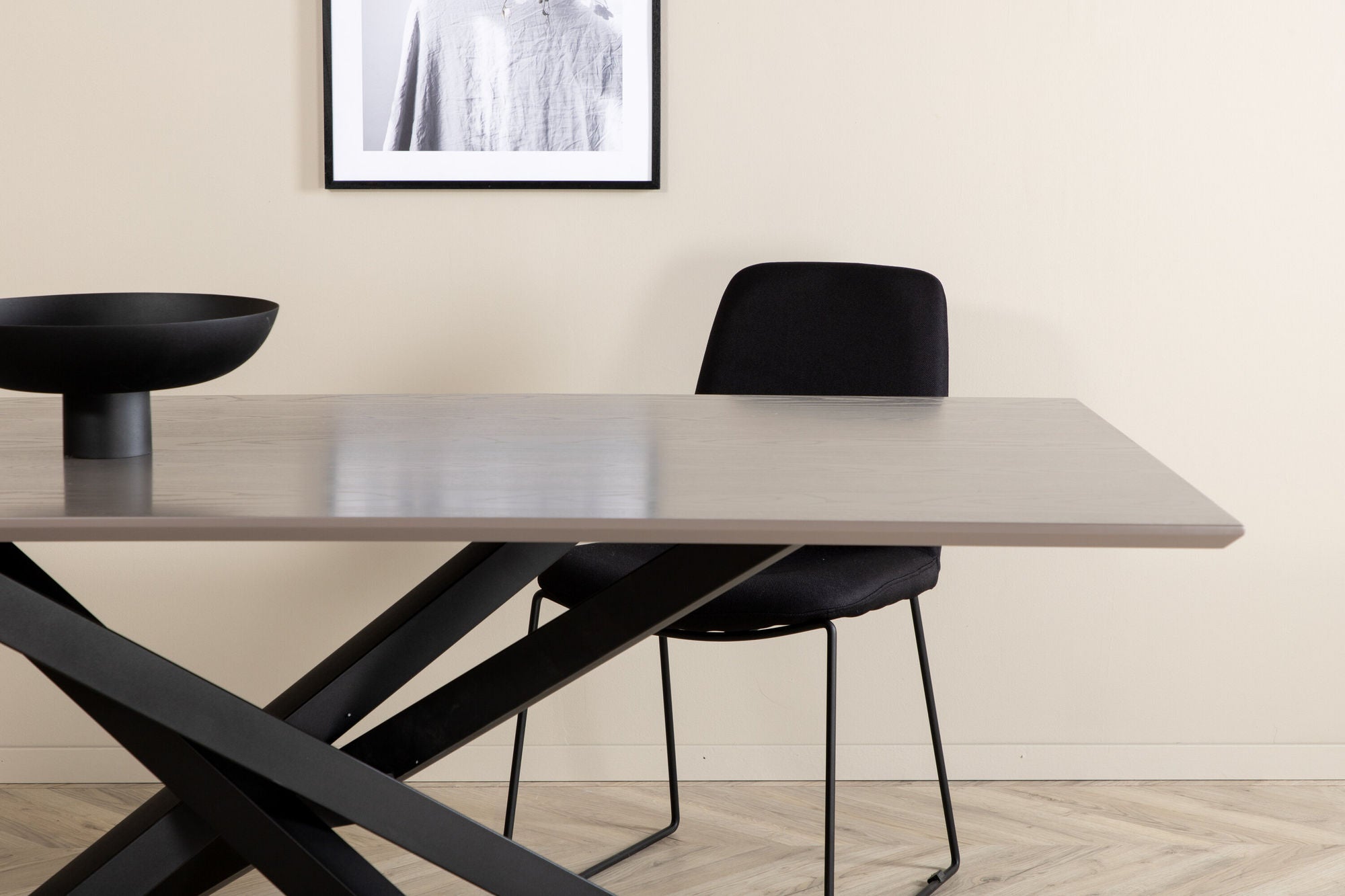 Venture Home Piazza spisebord - Black / Grey Veneer