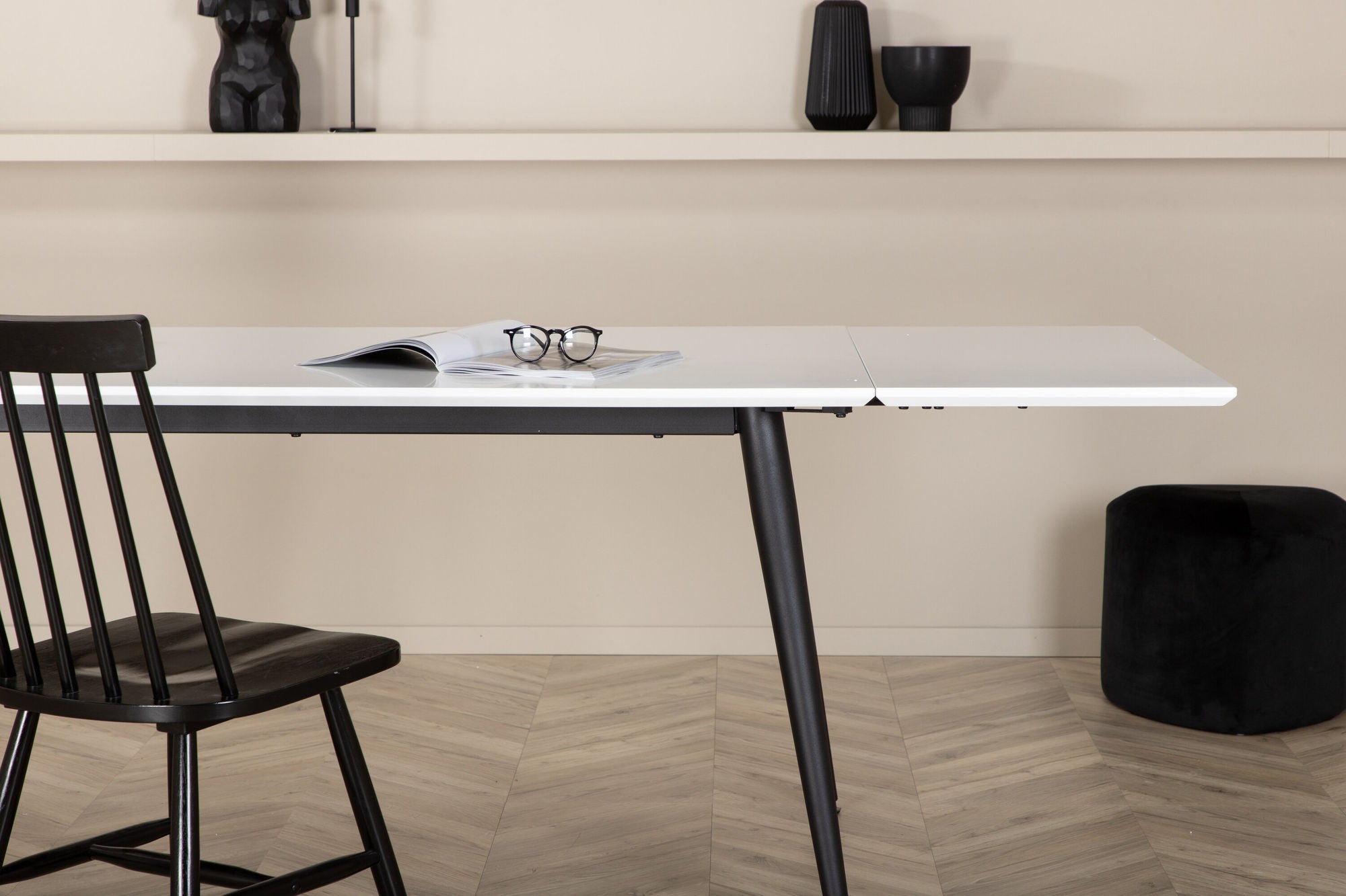 Venture Home Jimmy spisebord - Black / White HPL - 150*76