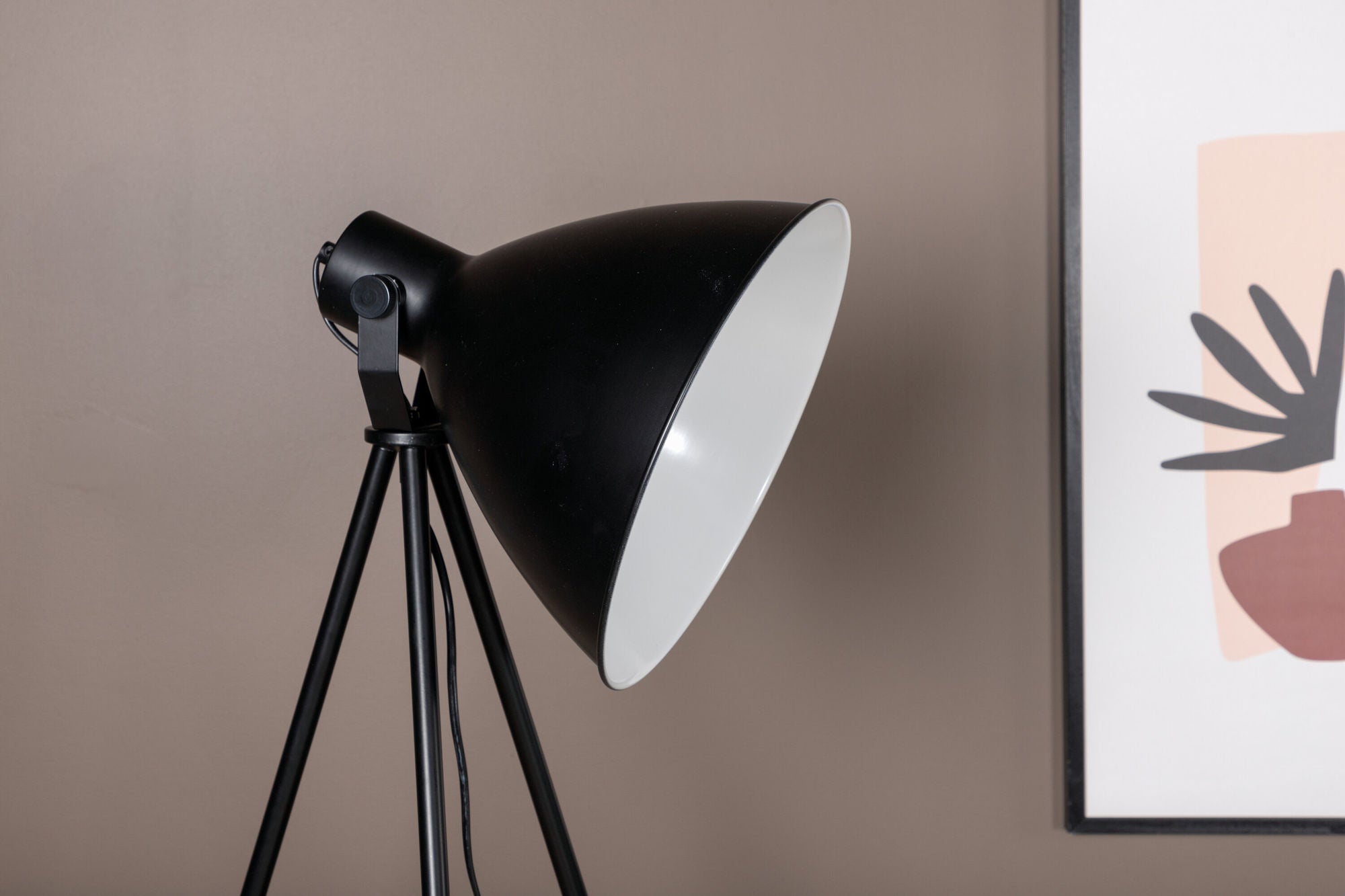 Venture Home Tiv -Floor lampe - Black/Black