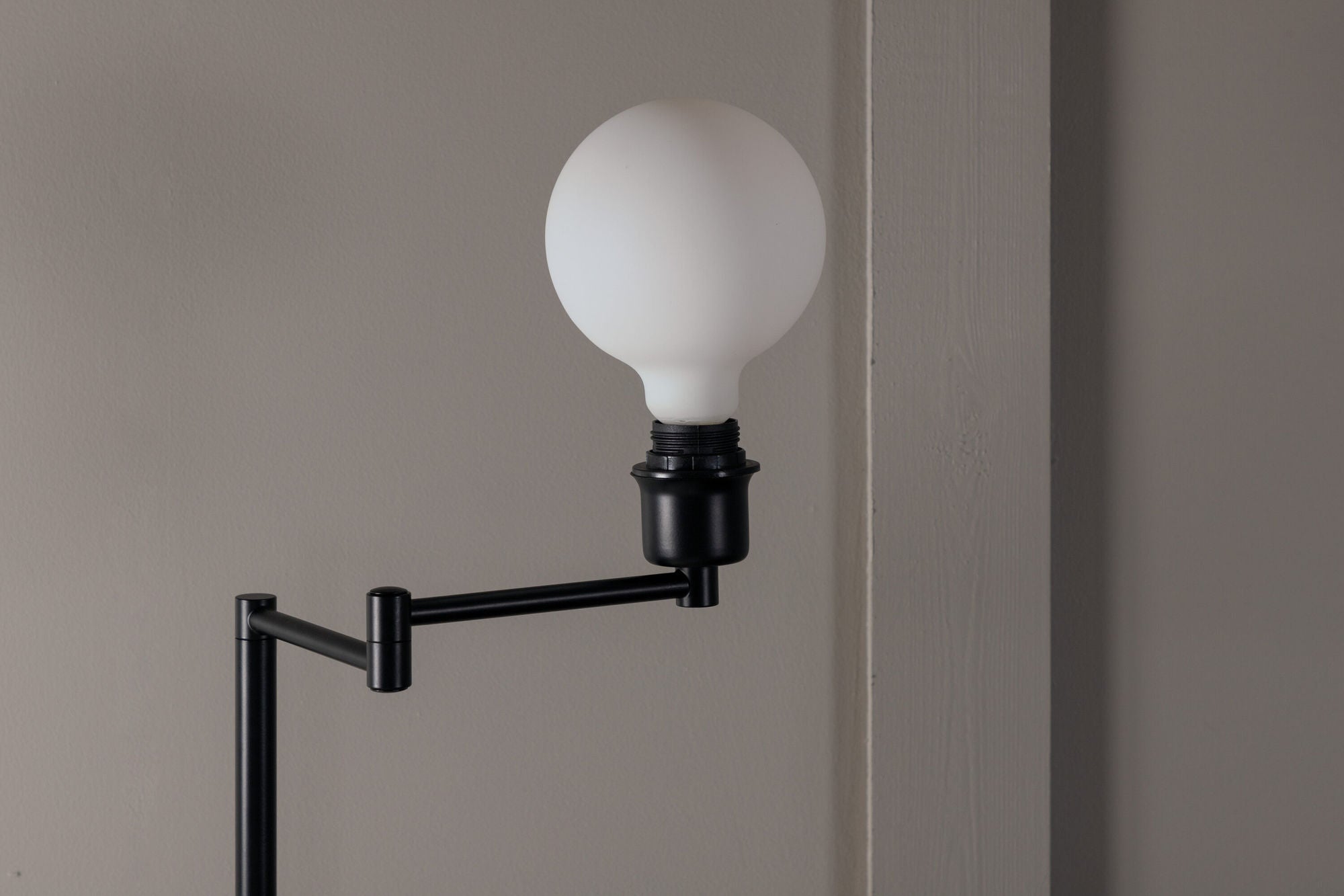Venture Home Virro -Floor lampe - Black/-
