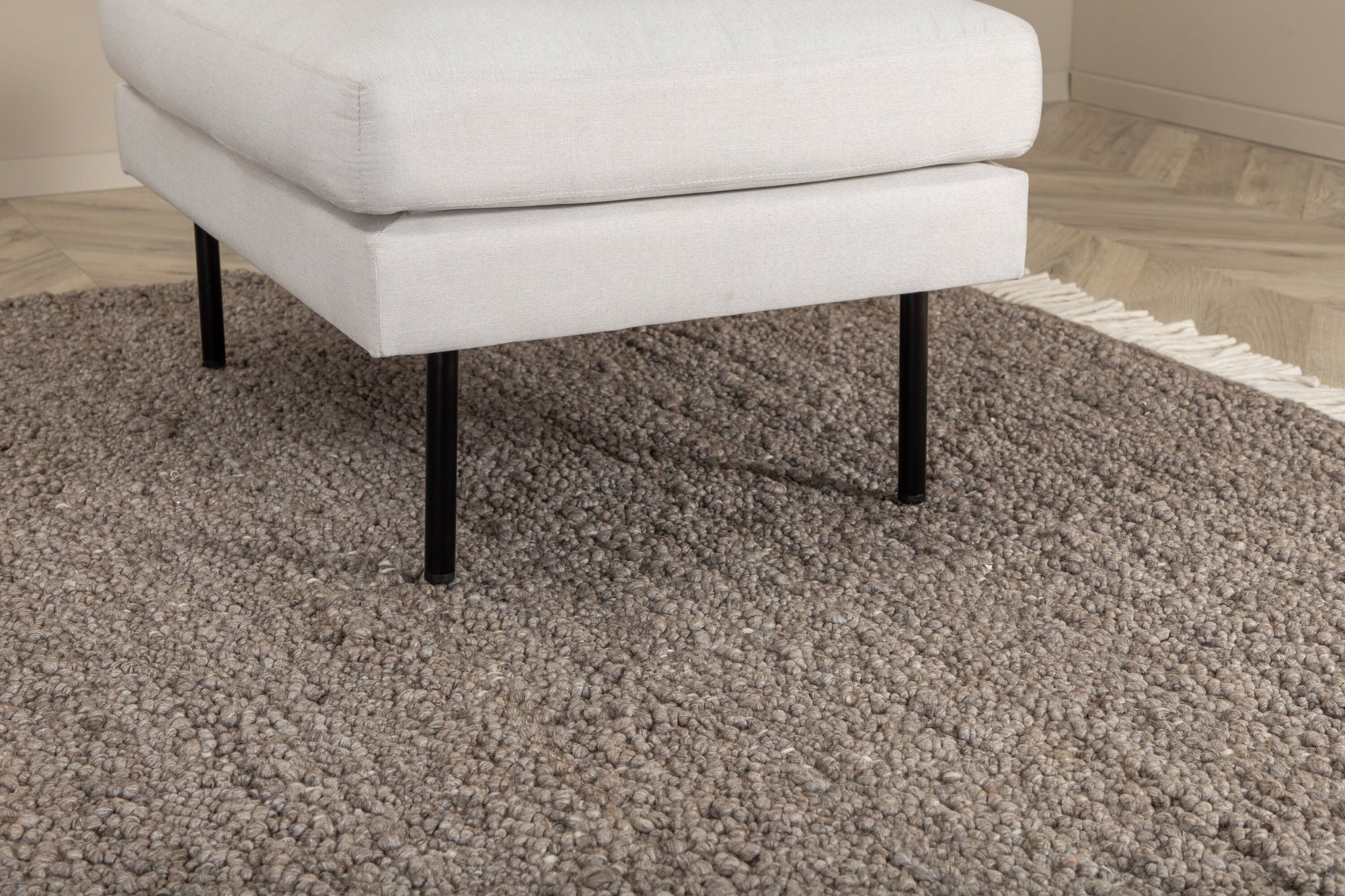 Venture Home Betina Wool Carpet - 200*300- Brown
