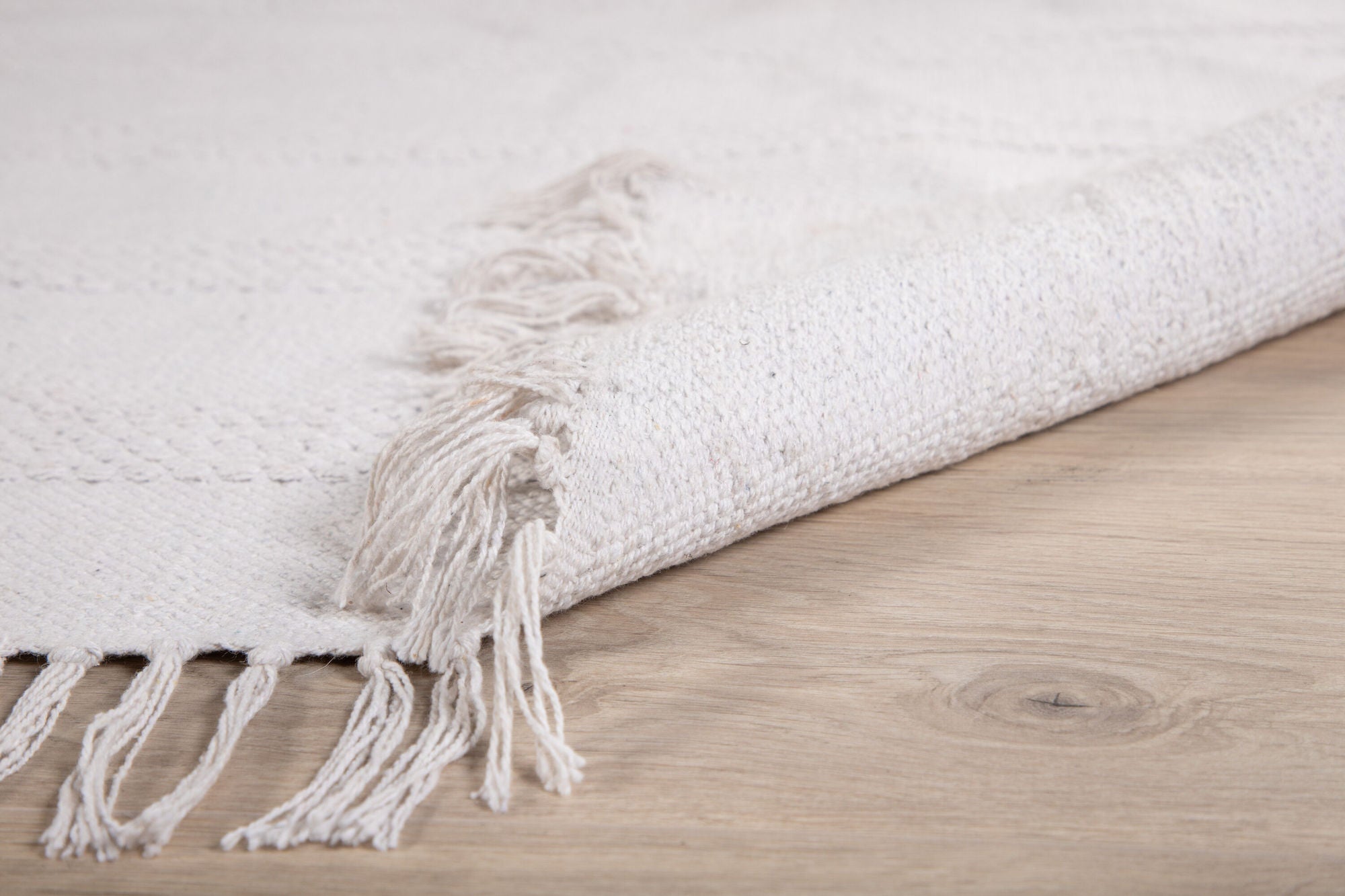 Venture Home Nico Cotton Carpet - 160*230- Offwhite