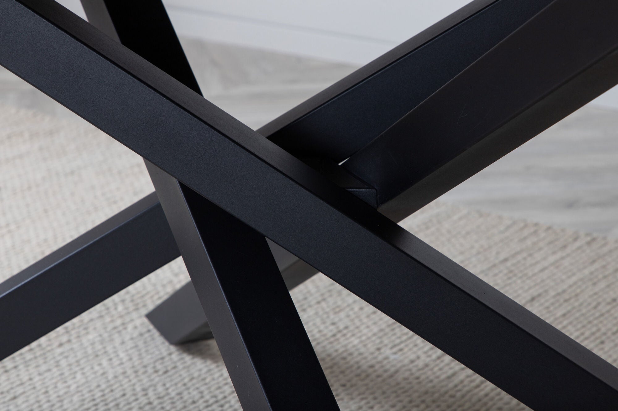 Venture Home Piazza spisebord - Black / Black Veneer