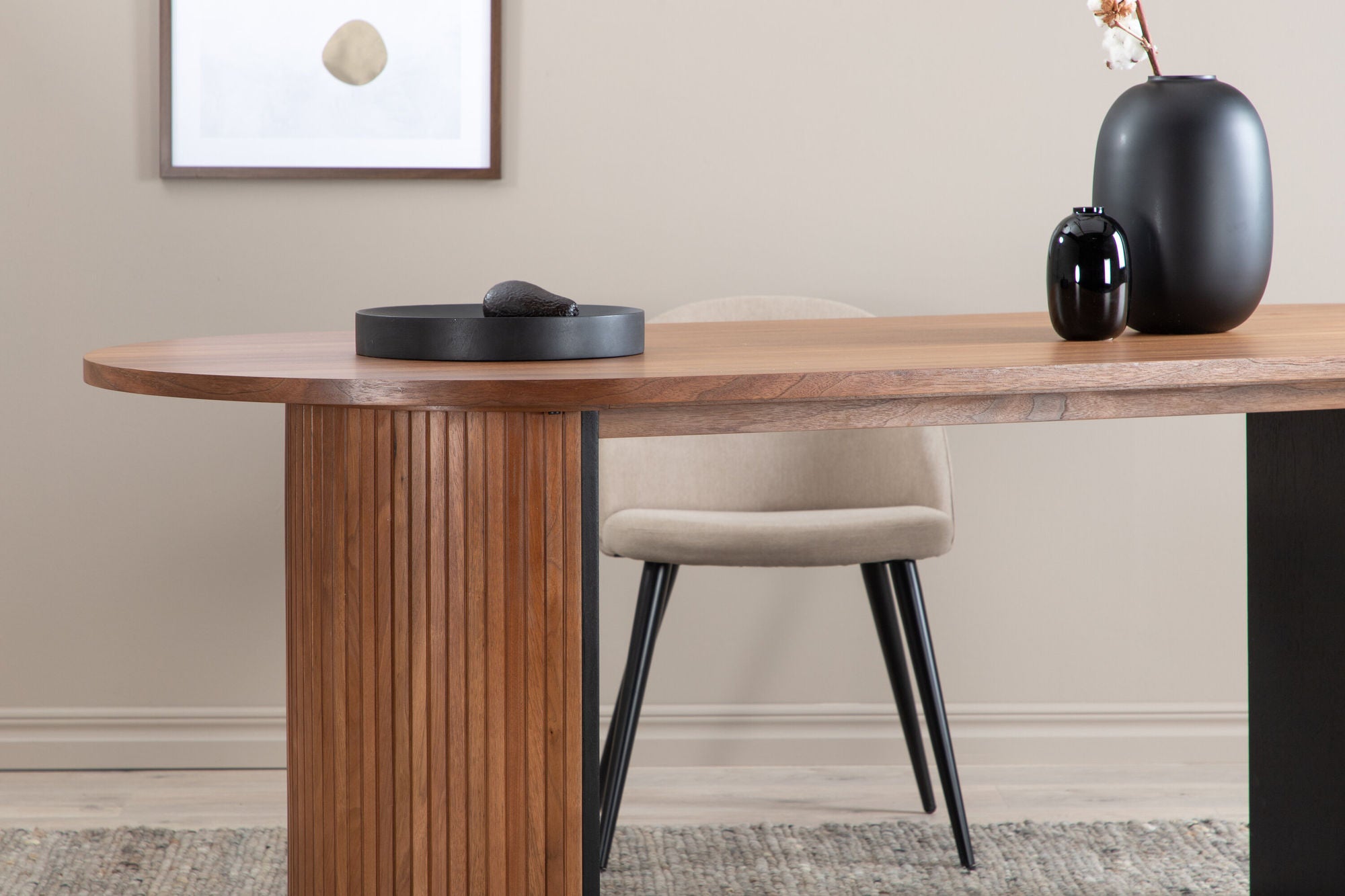 Venture Home Bianca Oval spisebord - Walnut / Walnut Veneer