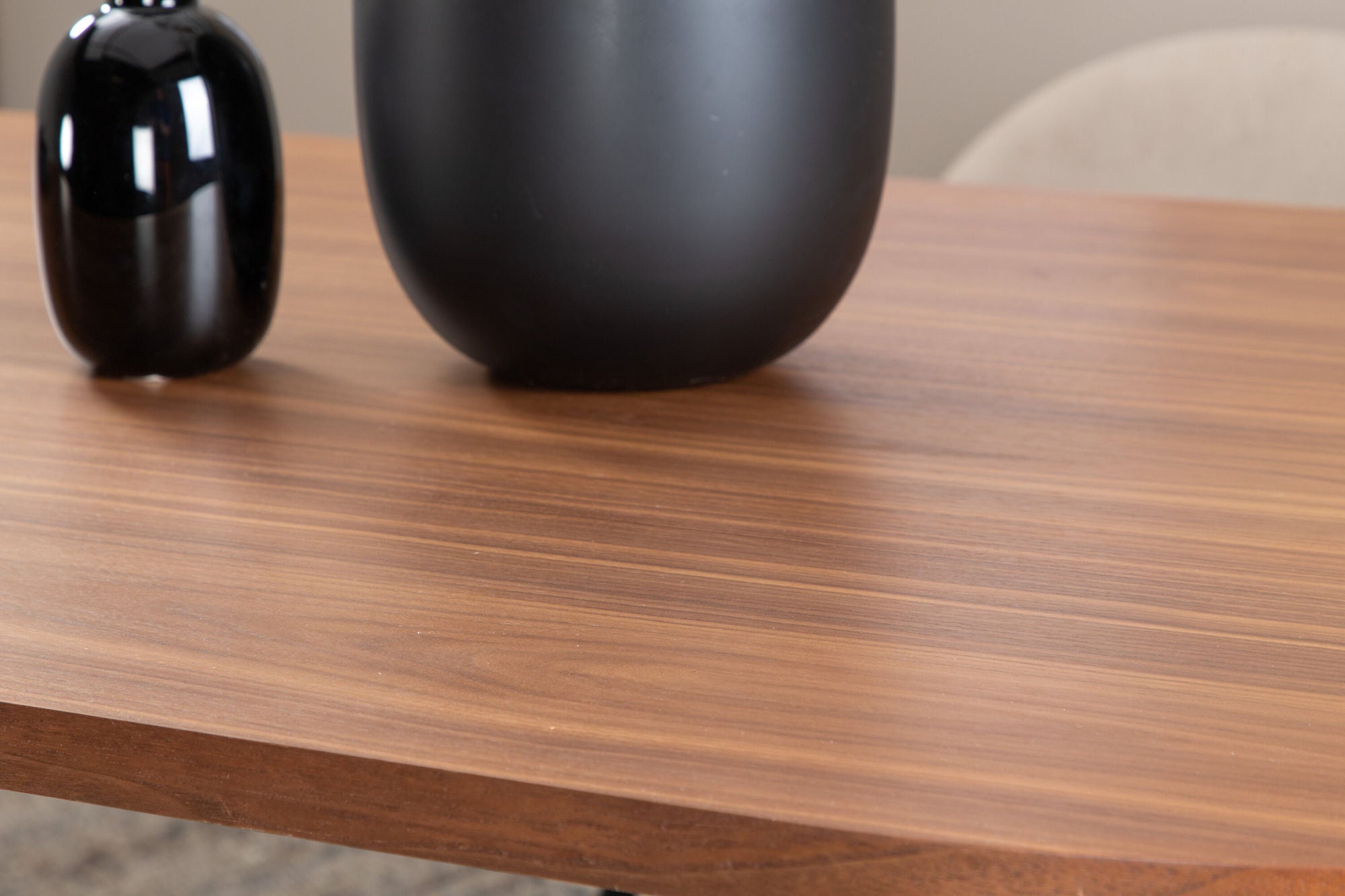 Venture Home Bianca Oval spisebord - Walnut / Walnut Veneer