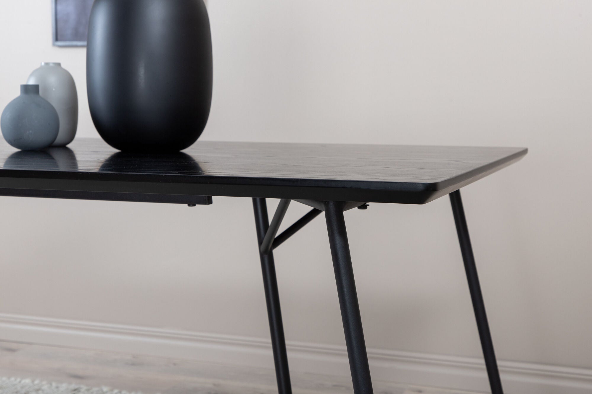 Venture Home Petra spisebord - Black / Black Veneer