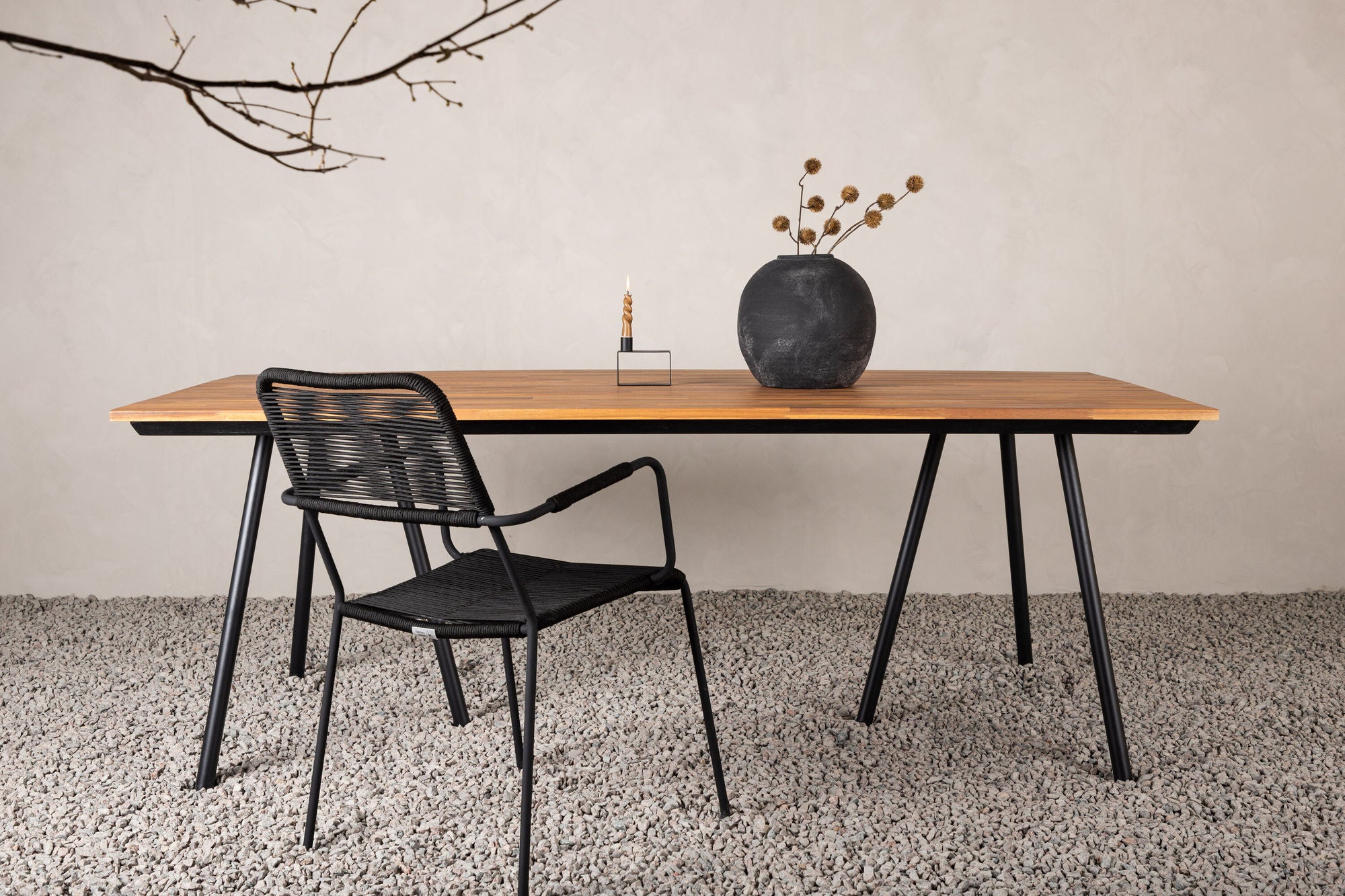 Venture Home Chan spisebord - Black Steel / Acacia (teak look) - 200cm