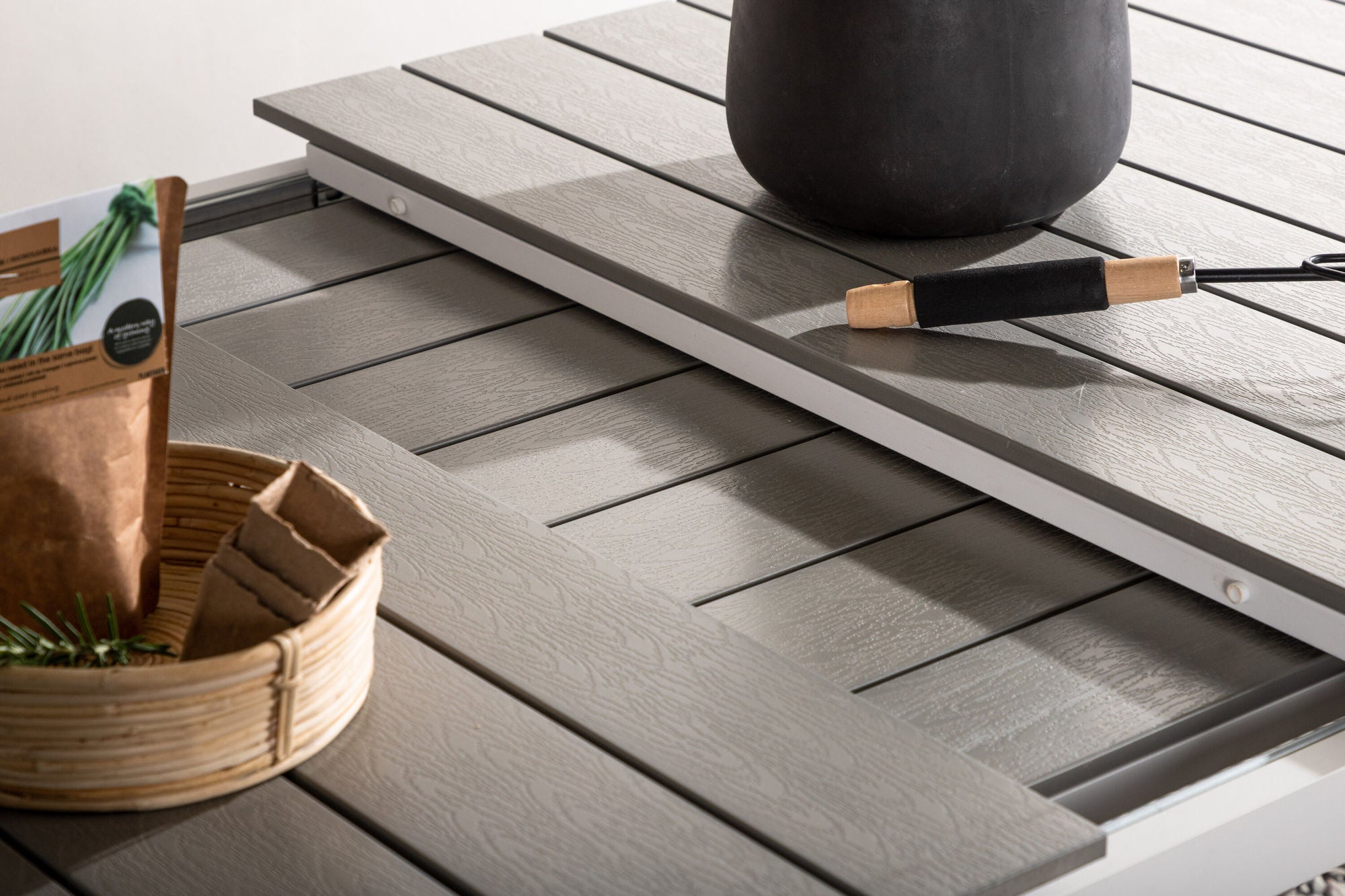Venture Home Levels bord 229/310 - White/Grey