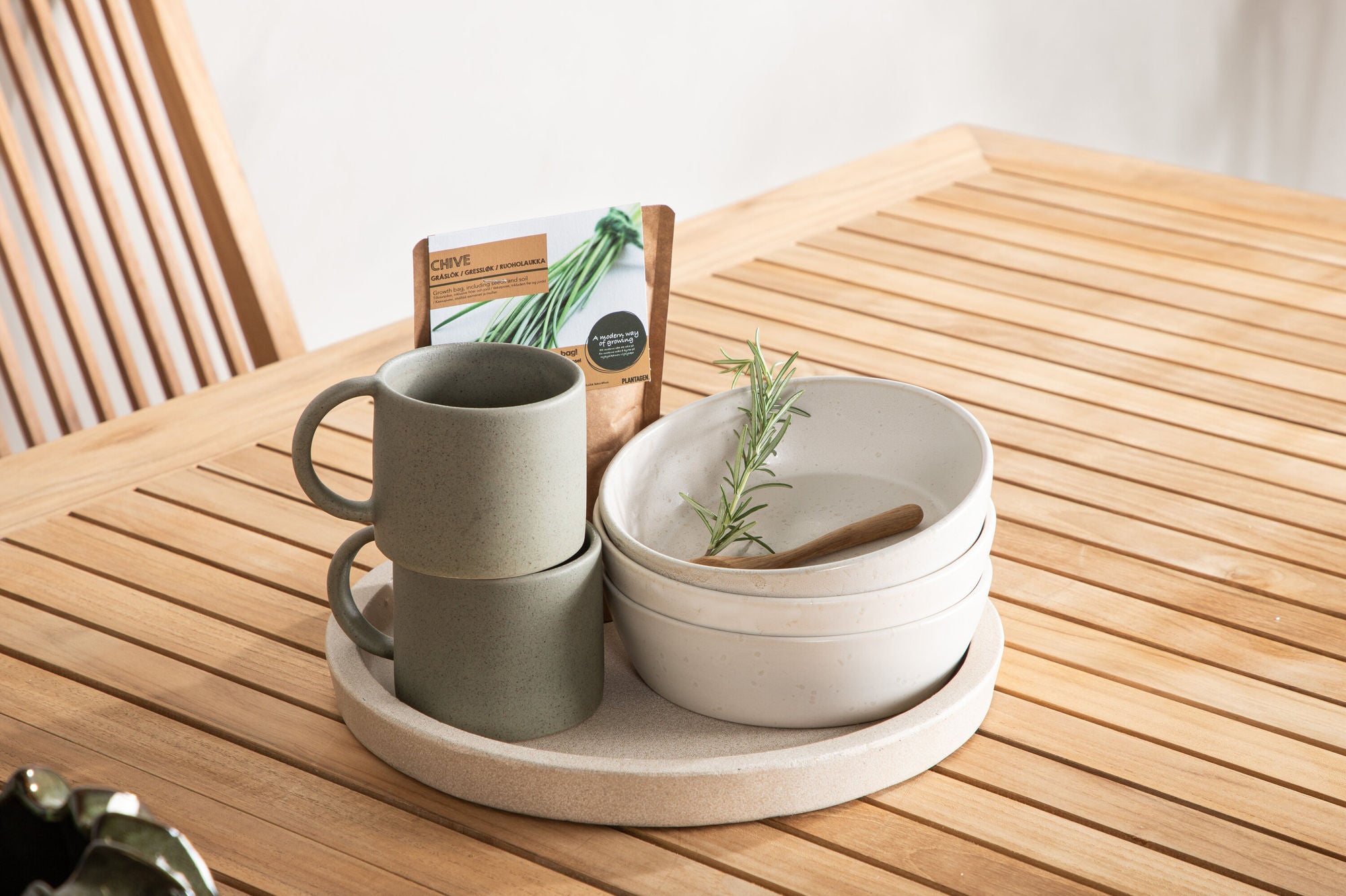 Venture Home Panama bord 224/324 - White/Teak