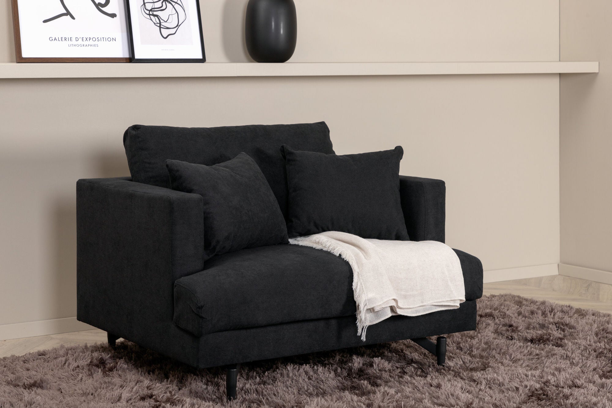 Venture Home Sofia Single Sofa - Black / Black Fabric