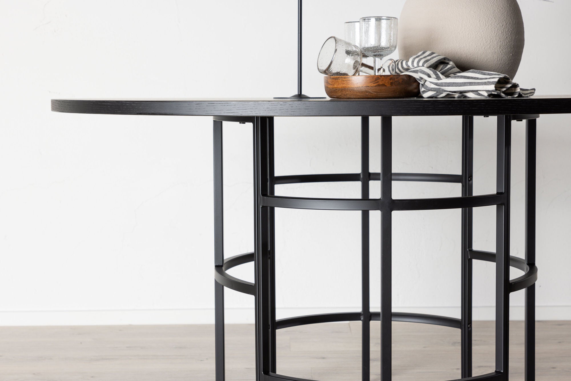 Furniture Fashion Copenhagen - spisebord round - Black / Black