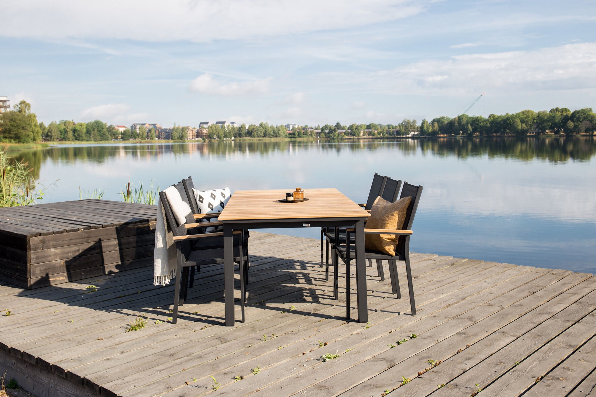 Venture Home Mexico bord 180/240 - Black/Teak
