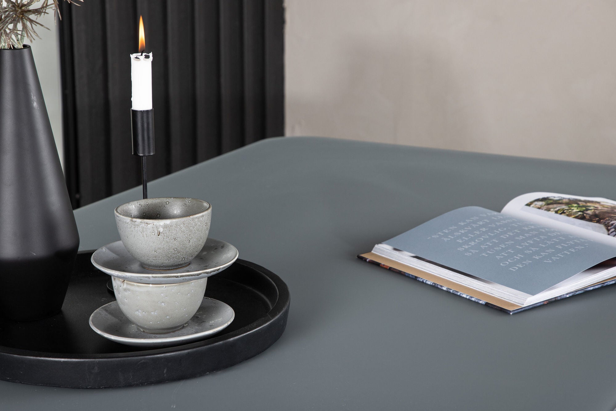 Venture Home Virya spisebord - BLACK Alu / Grey Glass - small bord