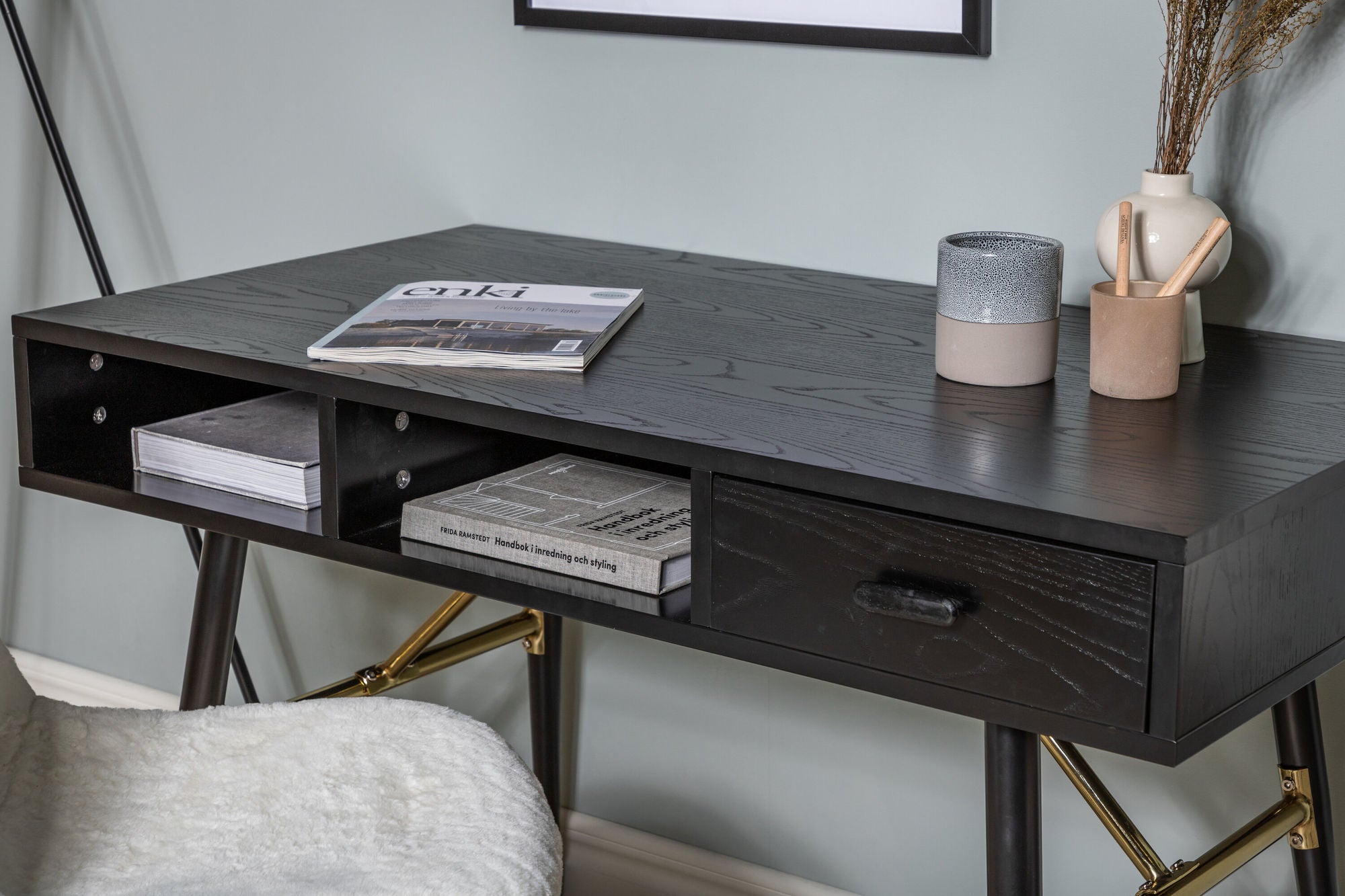 Venture Home Gold skrivebord top Black veneer