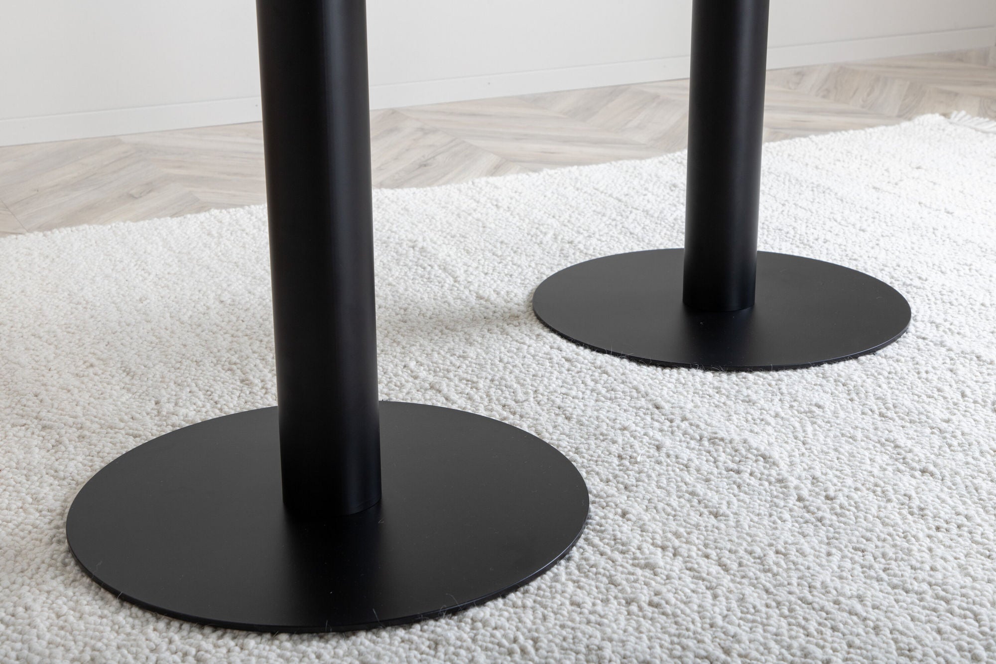 Venture Home Betina Wool Carpet - 300*400- White