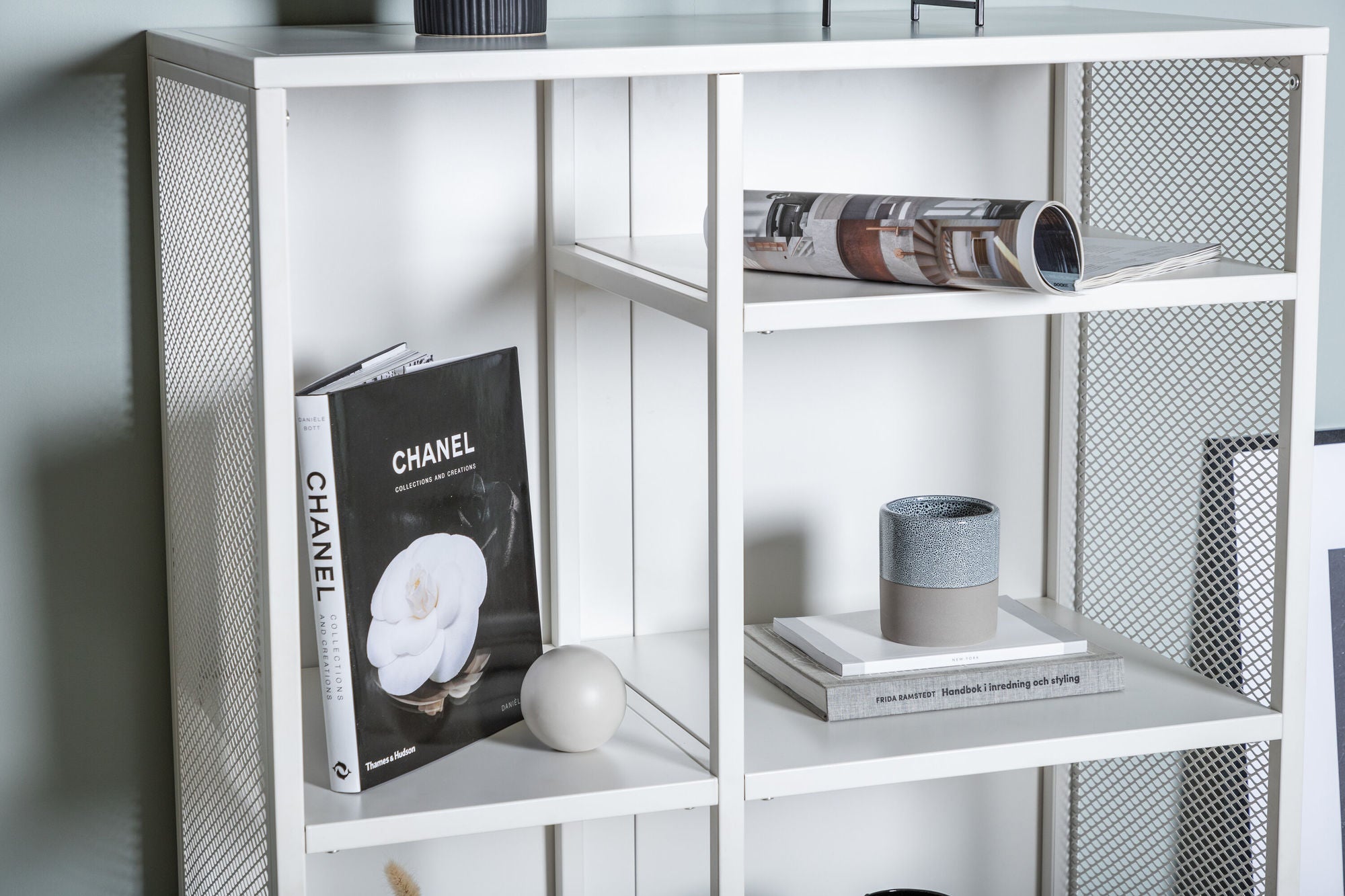 Venture Home Misha - Book Case Mesh - White