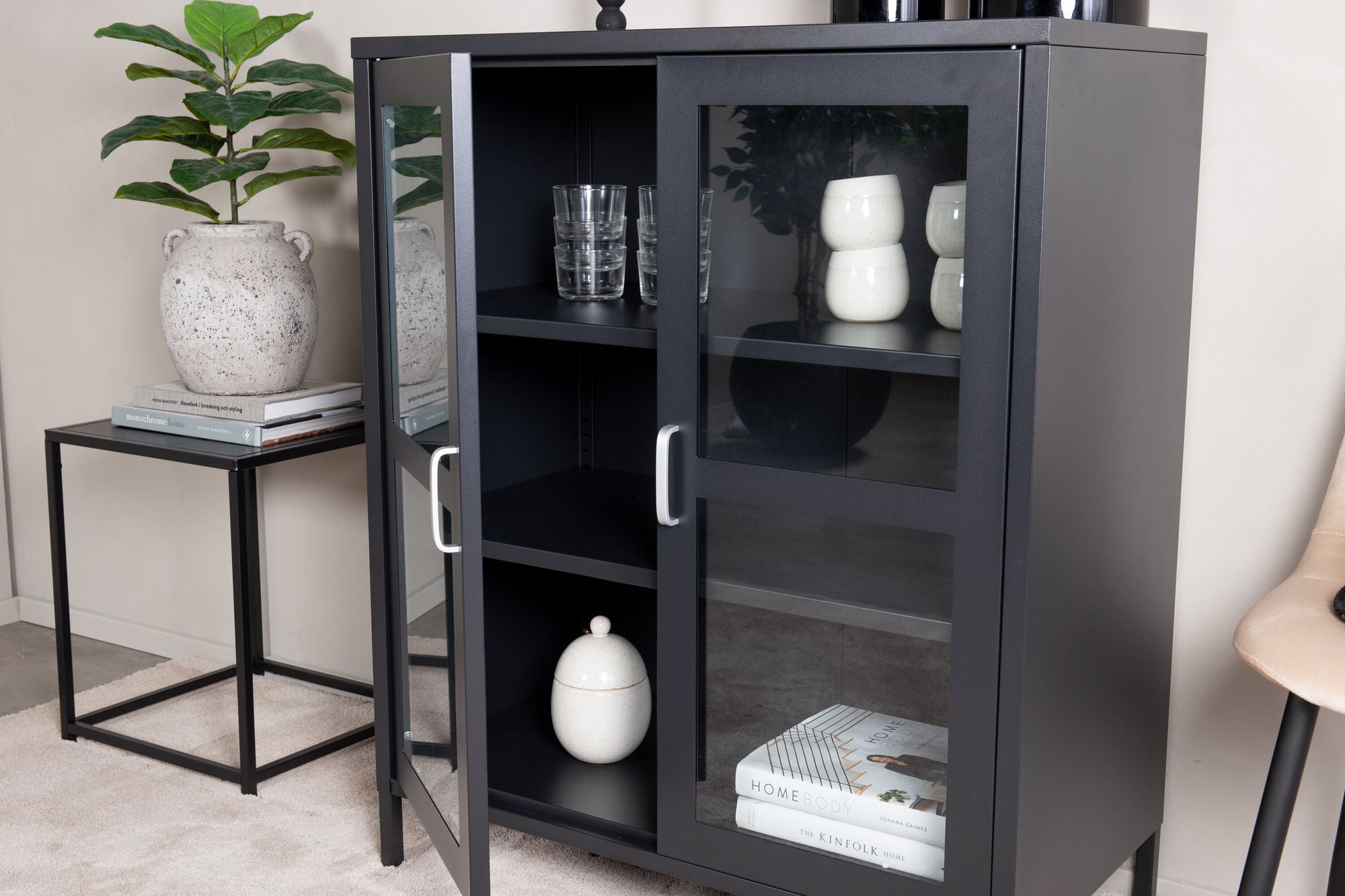 Venture Home Acero - Low Skænk - Black