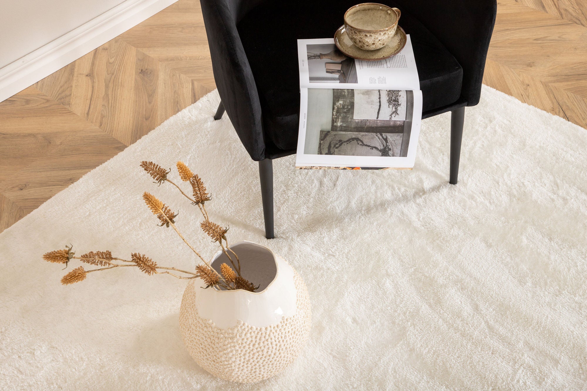 Venture Home Blanca Polyester Carpet - 200*300- White