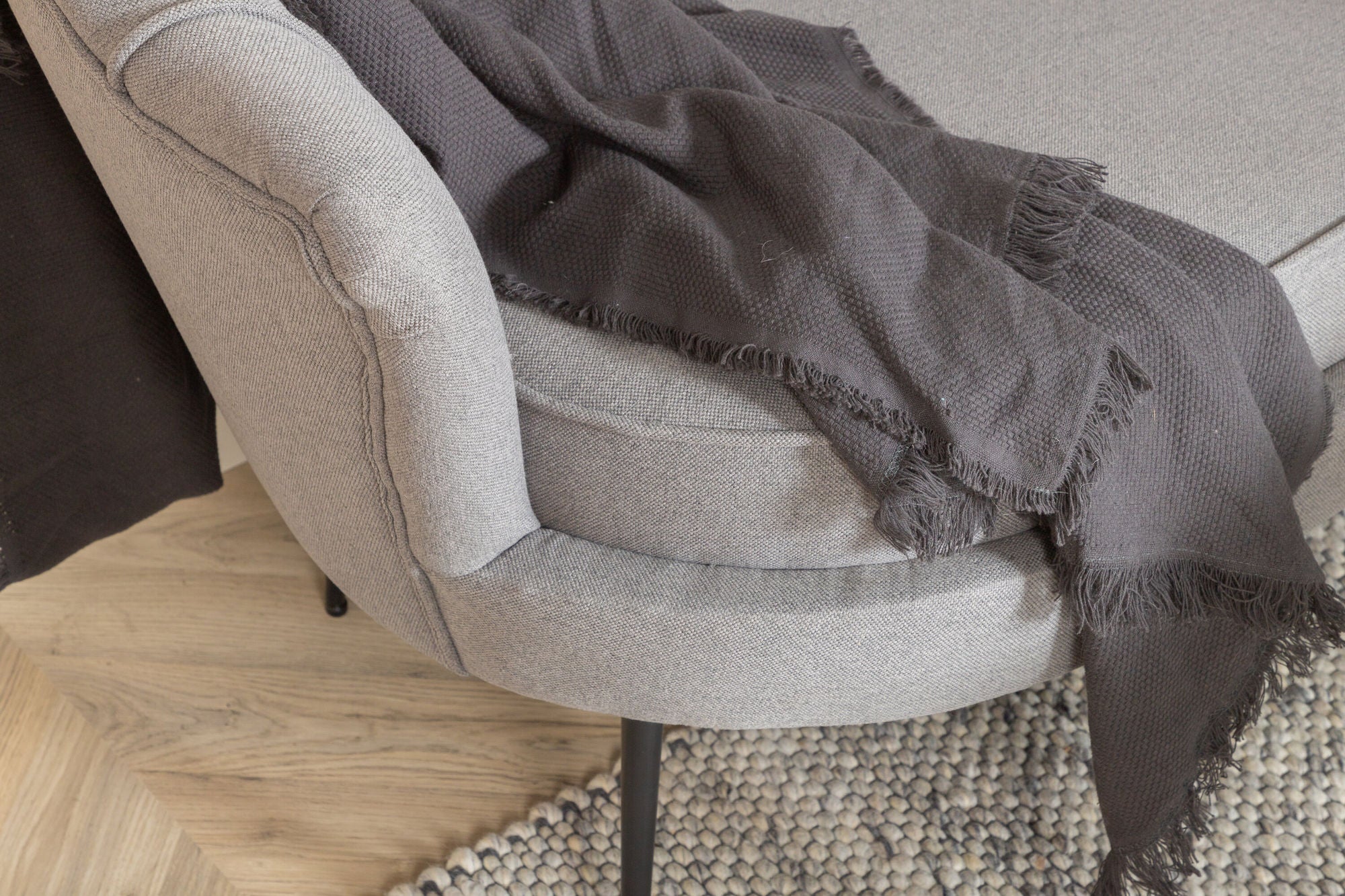 Venture Home Calais Sofa 3-seater -Grey Fabric - Black Legs