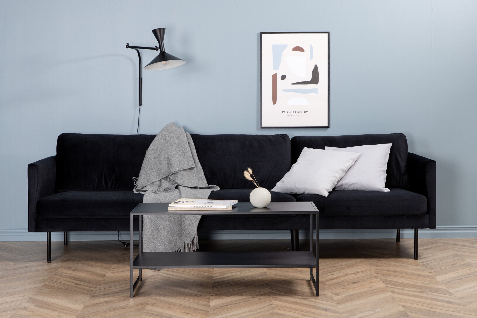 Venture Home Zoom 3-seat Sofa - Black / Black Velvet