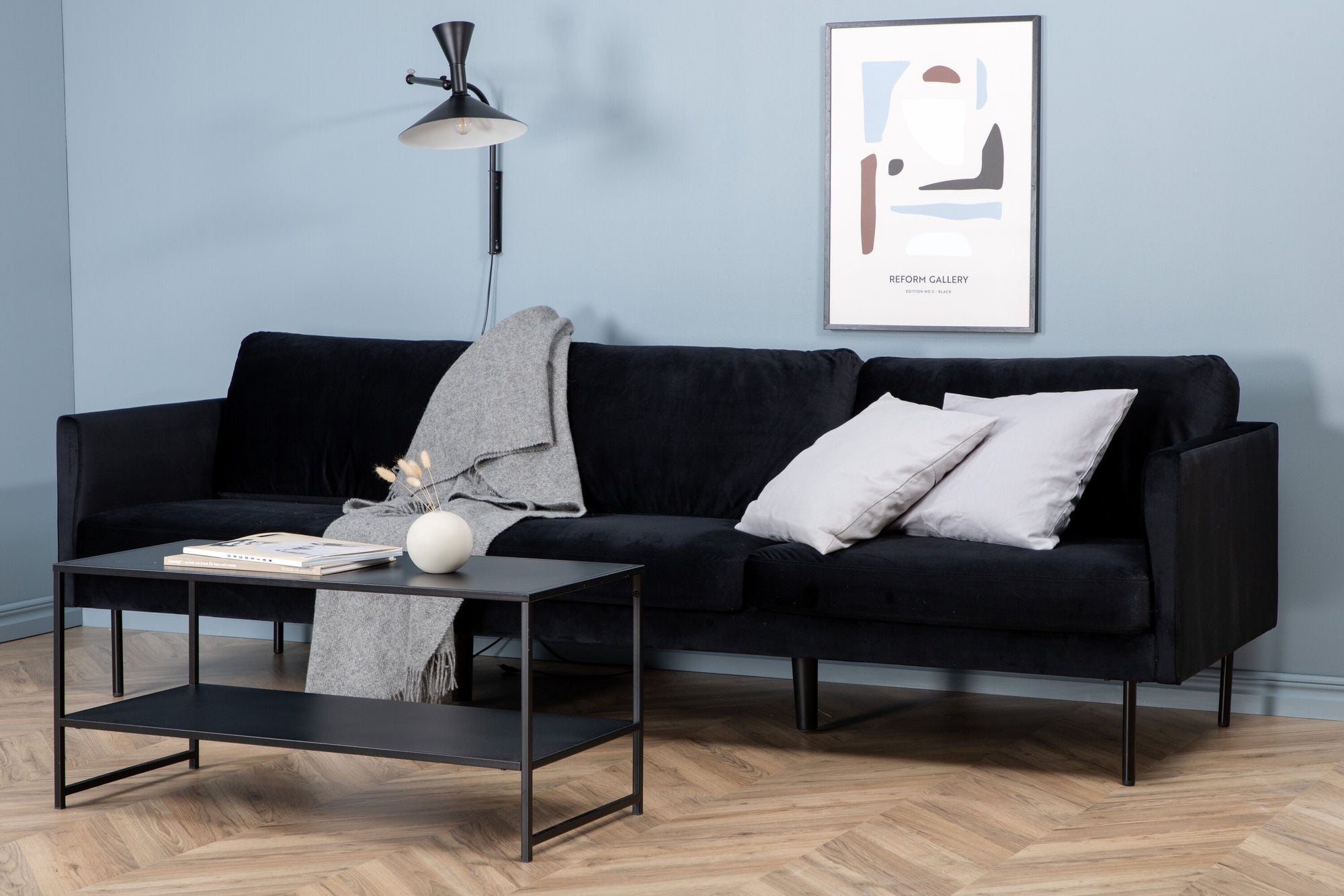 Venture Home Zoom 3-seat Sofa - Black / Black Velvet