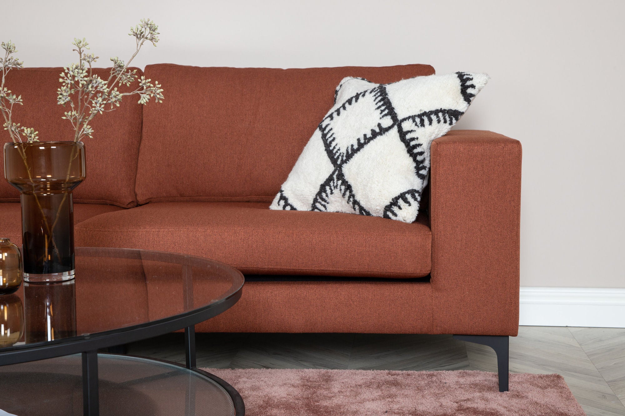 Venture Home Bolero Sofa - 3-seater - Rusty Red Fabric- Black Legs