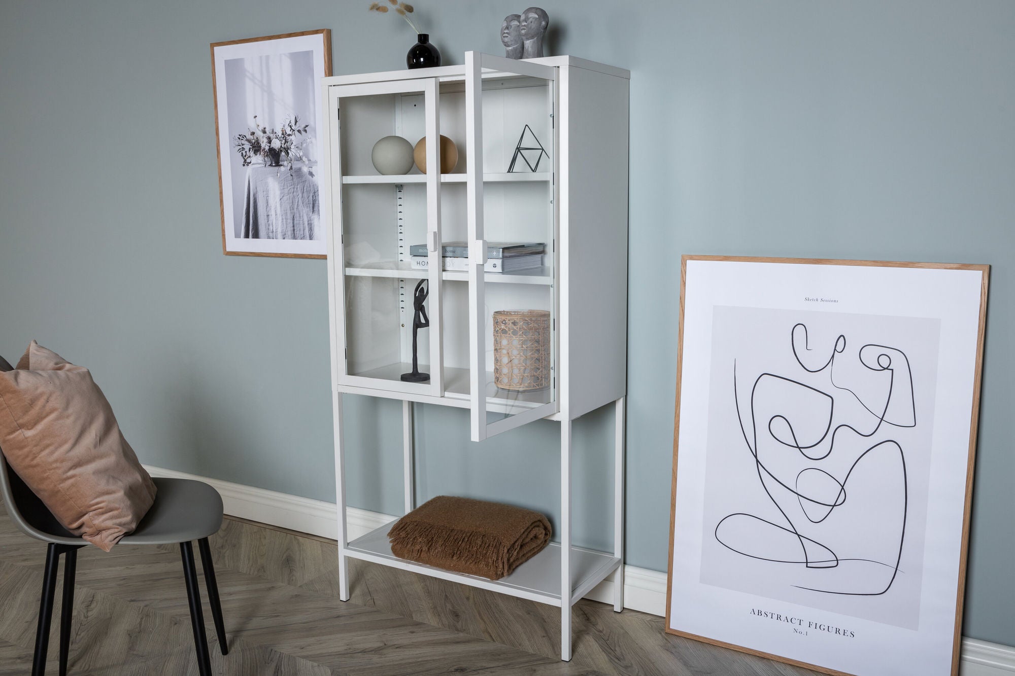 Venture Home Misha - High Wide Skænk w shelf - White - Ersätts av 25359-201
