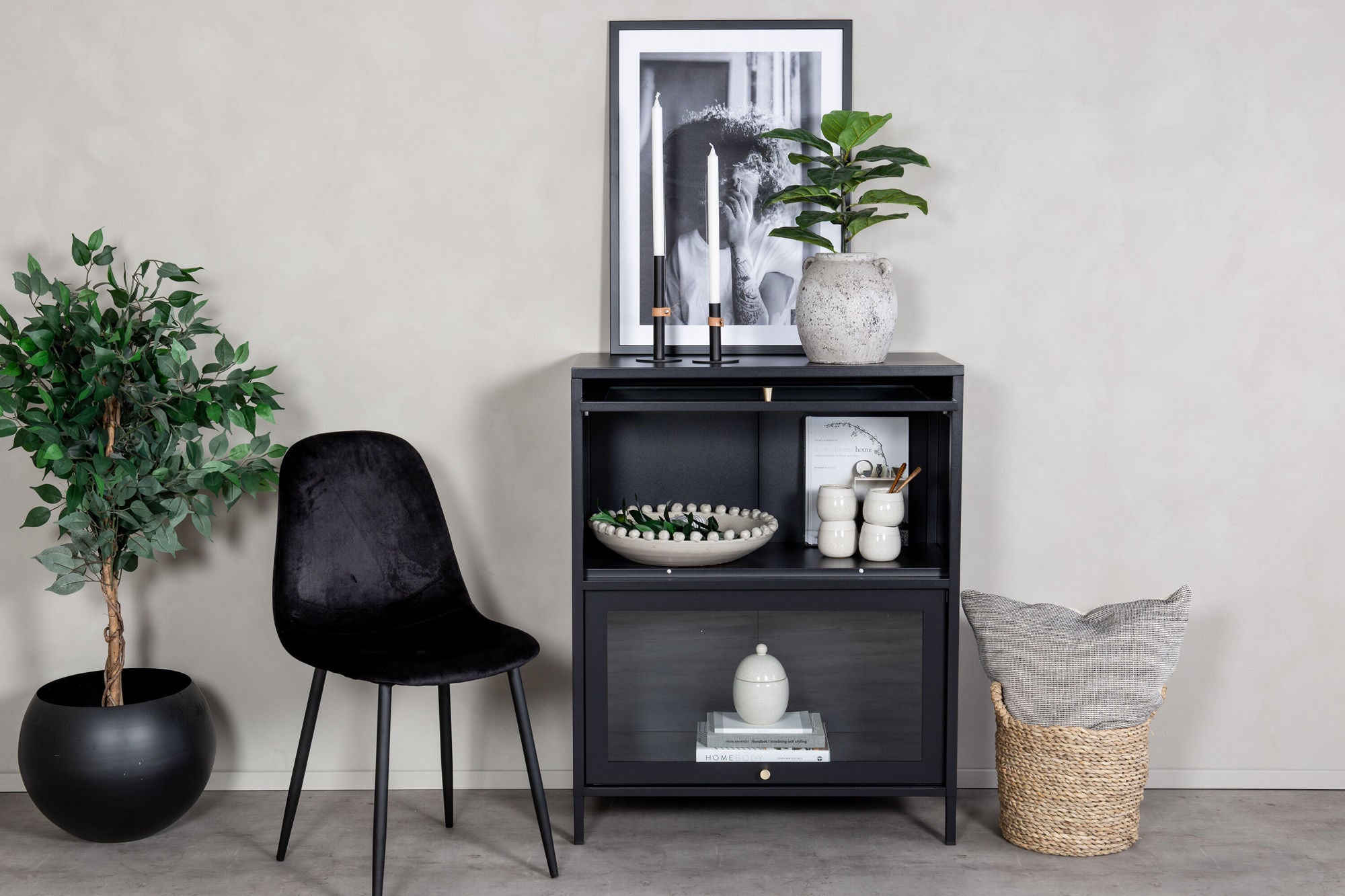 Venture Home Bakal - Low cabinet - Black