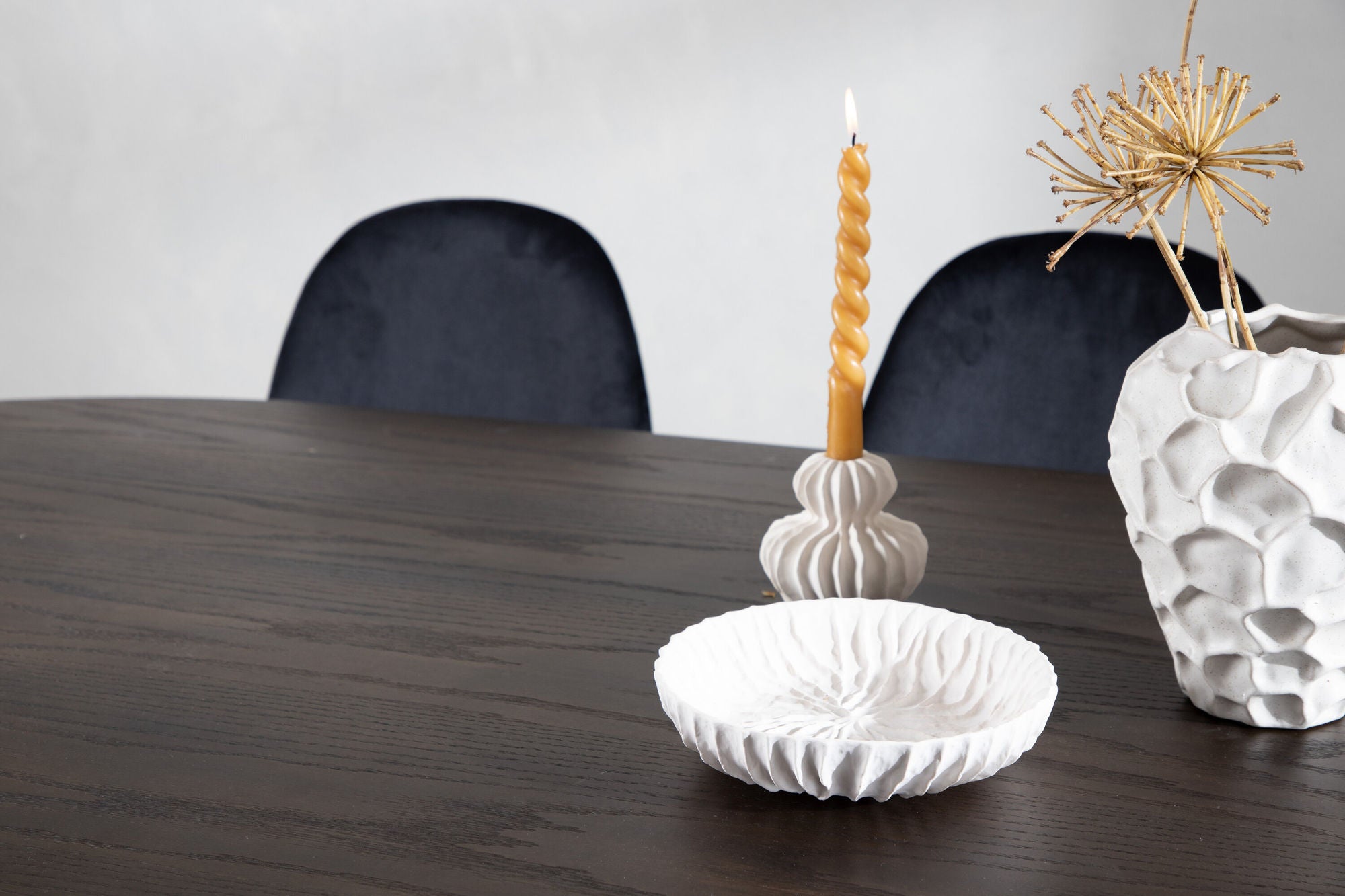 Venture Home Stone oval spisebord - Black / Mocca Veneer +Polar Spisebordsstol - Black legs / Black Velvet _6