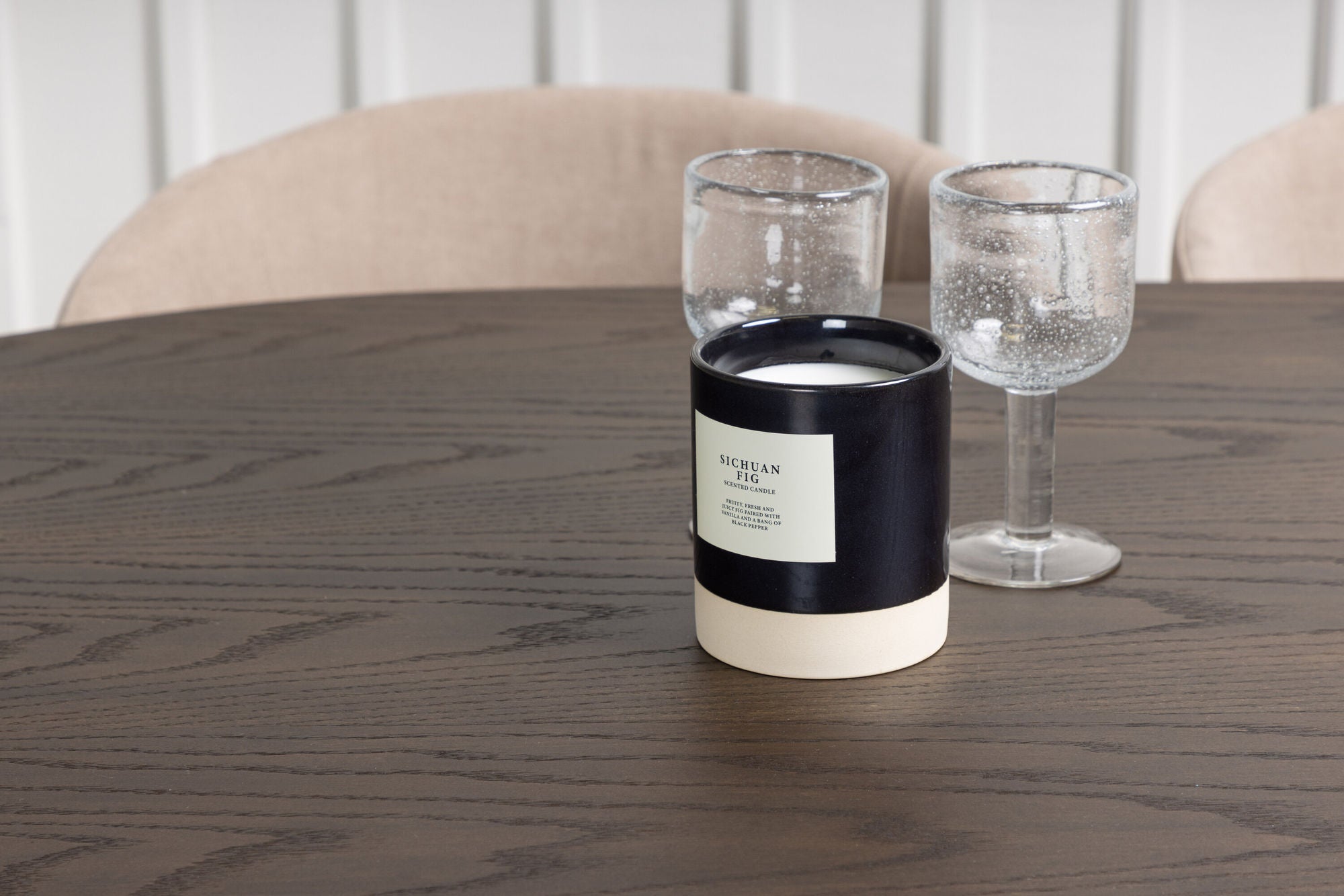 Venture Home Stone oval spisebord - Black / Mocca Veneer +Berit stol - Black / Beige Fabric (Polyester linen ) _6