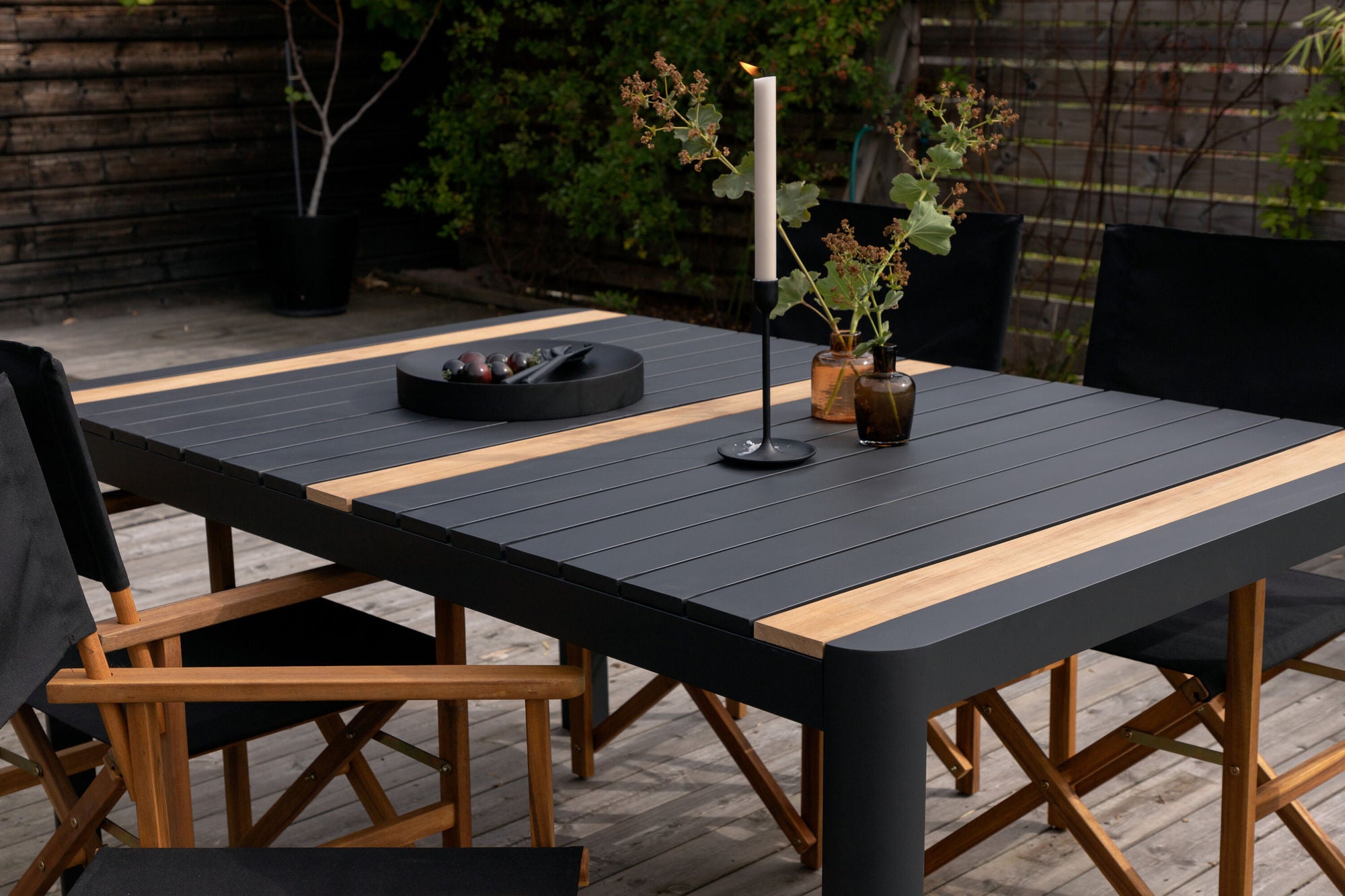Venture Home Togo - spisebord- Black / Teak - Allu / Teak - 150*100 _1+ Marion - Editors stol- Nature / Black - Acacia - _4