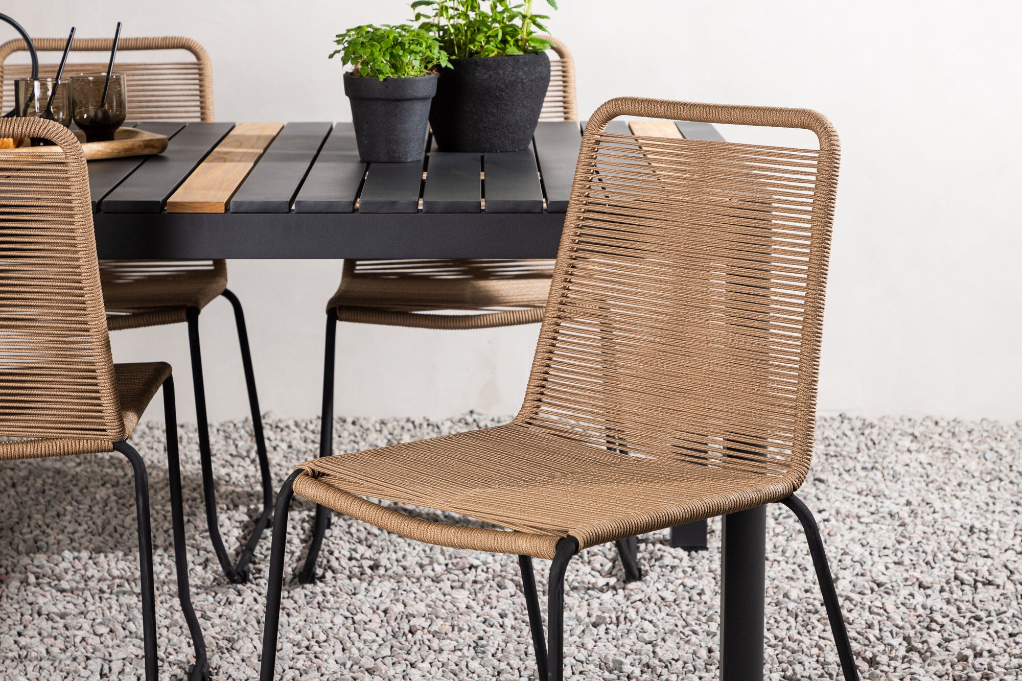Venture Home Togo - spisebord- Black / Teak - Allu / Teak - 150*100 _1+ Lindos Stacking stol - Black Alu / Latte Rope _4