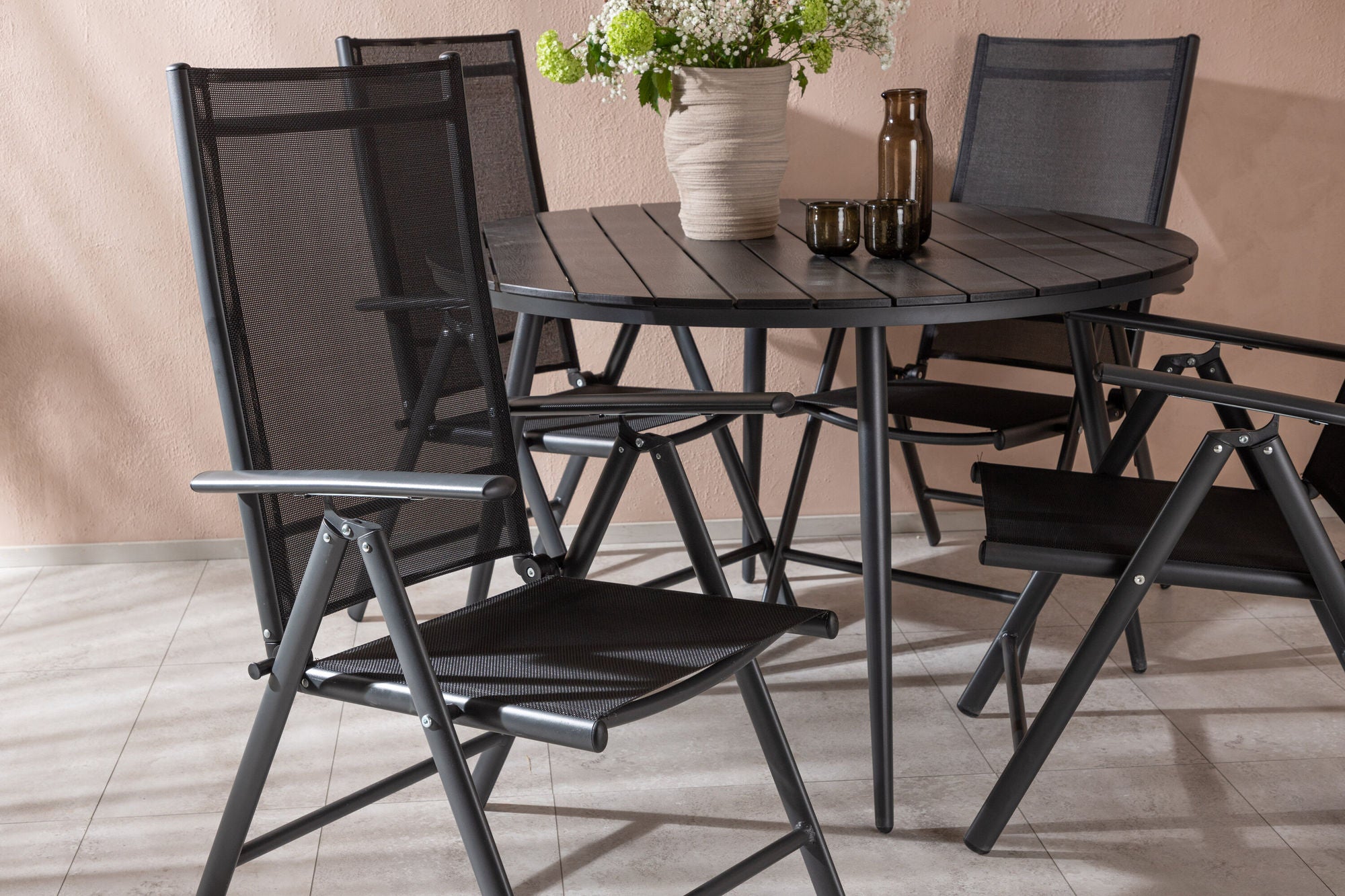 Venture Home Break - spisebord rund- Black / Black - Alu / Aintwood - 120ø _1+ Break 5:pos stol - Black/Black _4