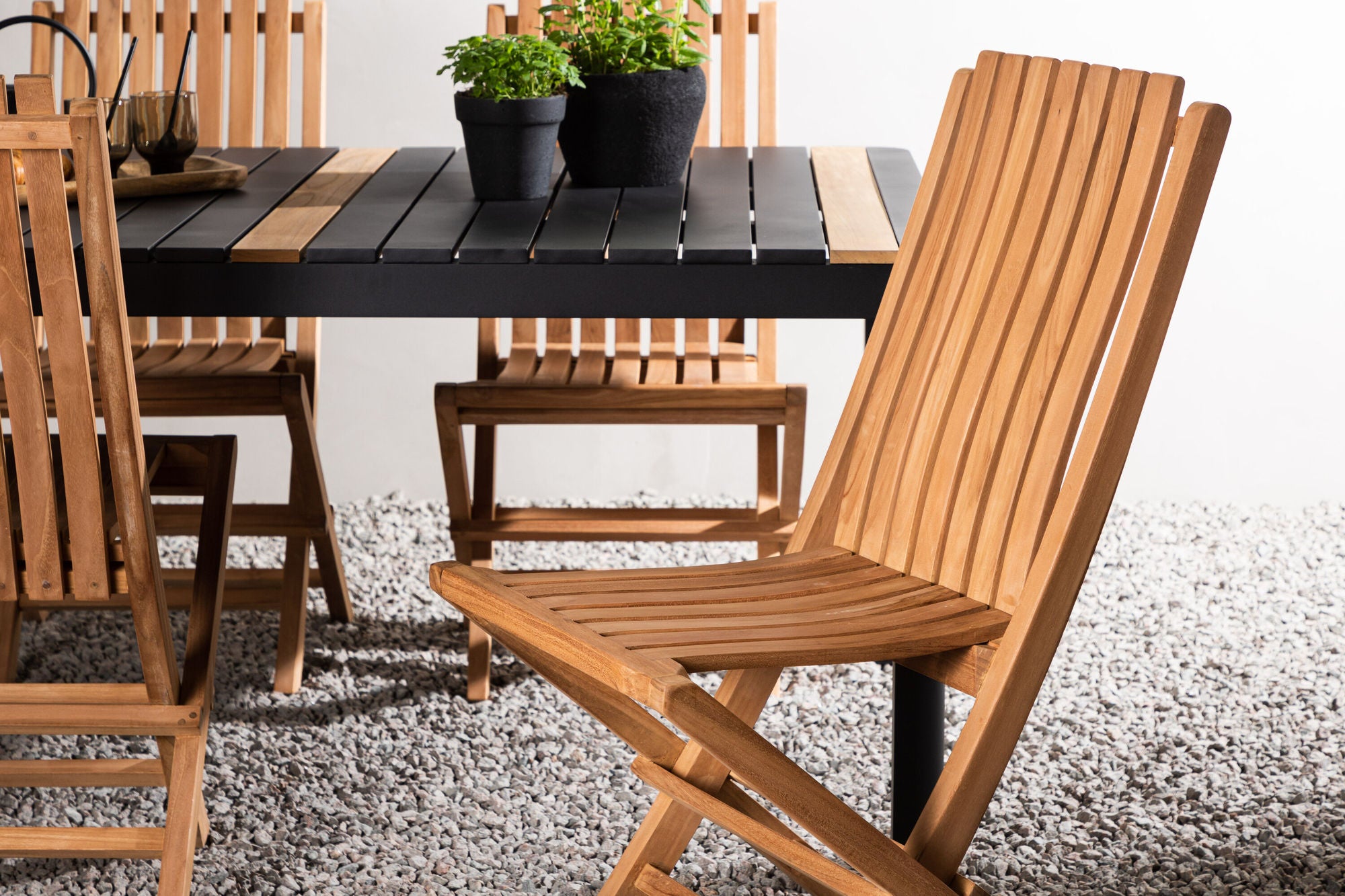 Venture Home Togo - spisebord- Black / Teak - Allu / Teak - 150*100 _1+ Ghana - Folding stol- Natural - Teak - _4