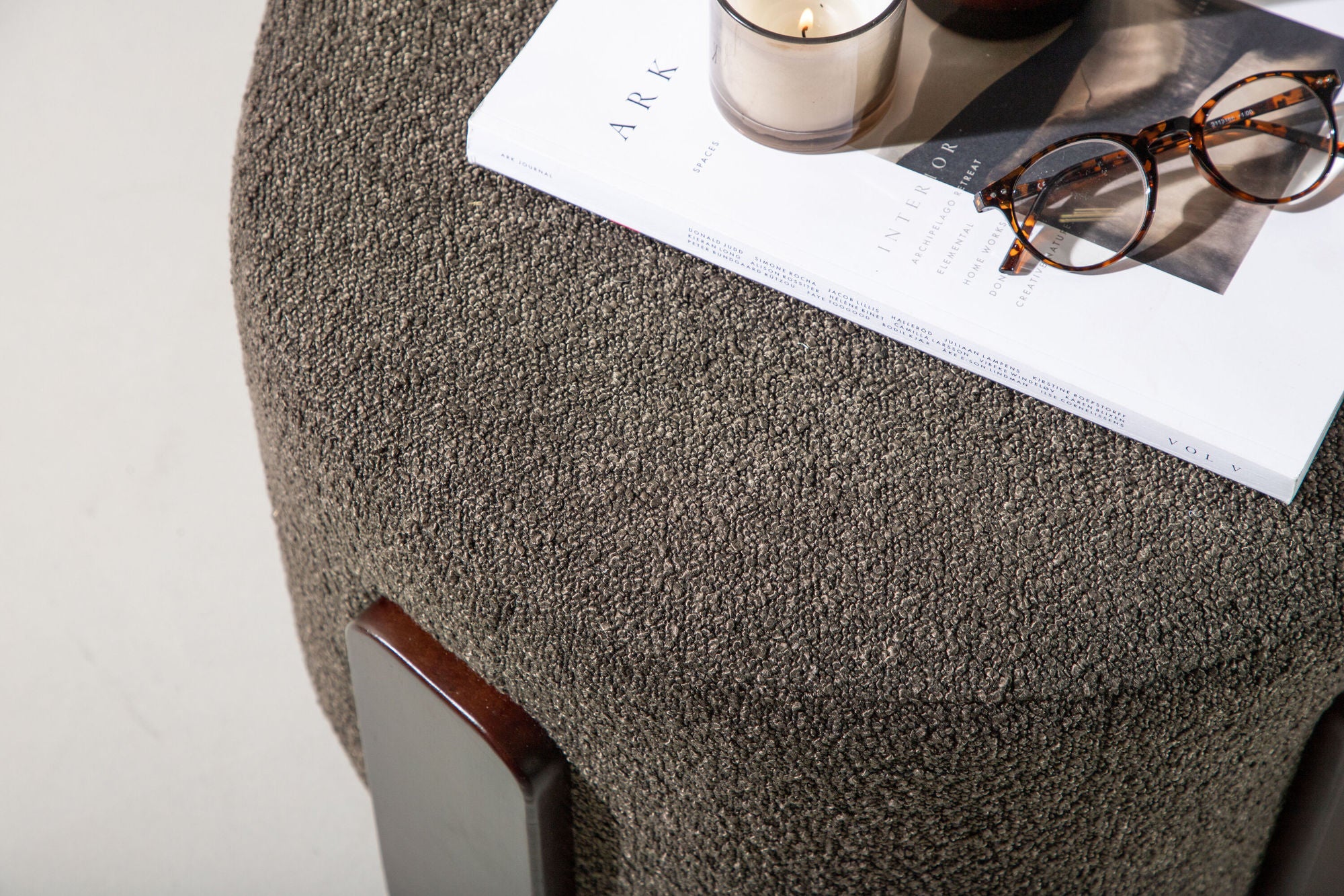 Venture Home Coffey Ottoman/Pouf - Dark brown / Coffee/Grey Boucle
